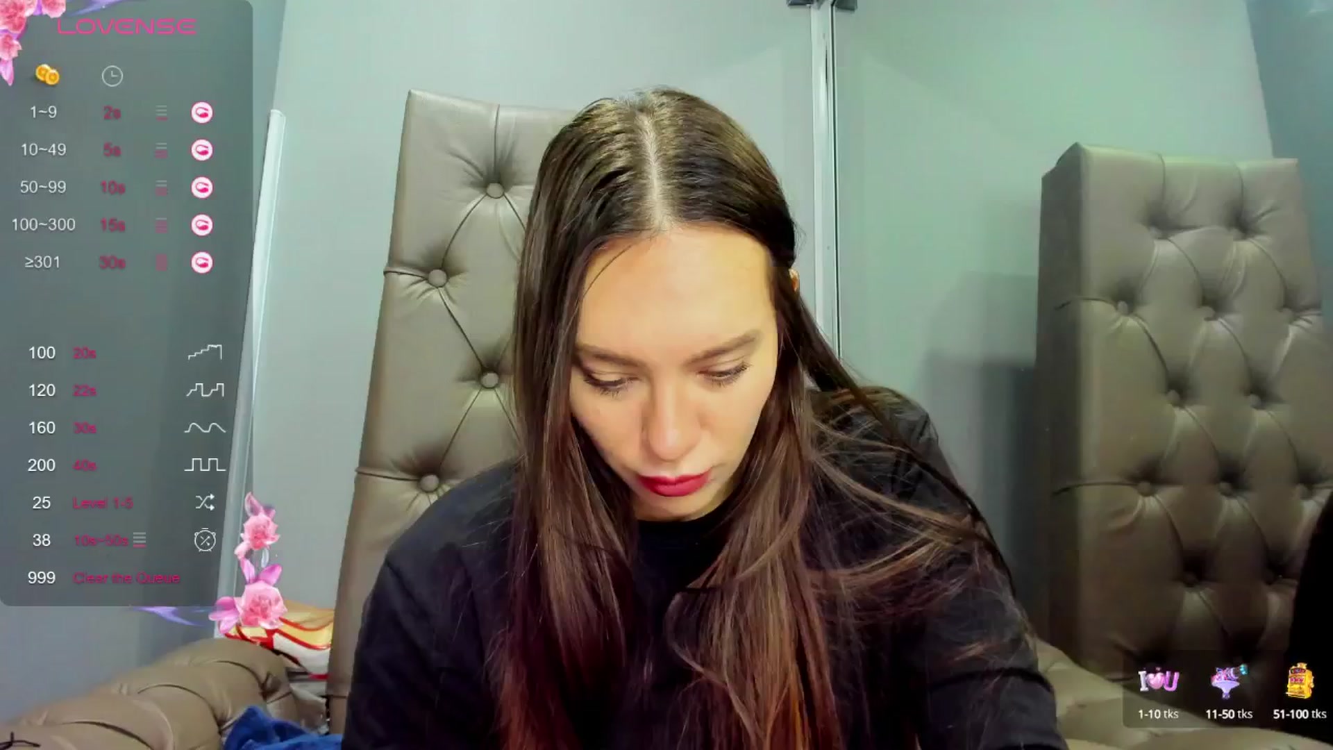 Gallery image thumbnail from Nicole_Kramm's myfreecams stream on, 01/24/2025, 09:11 image 19 of 20