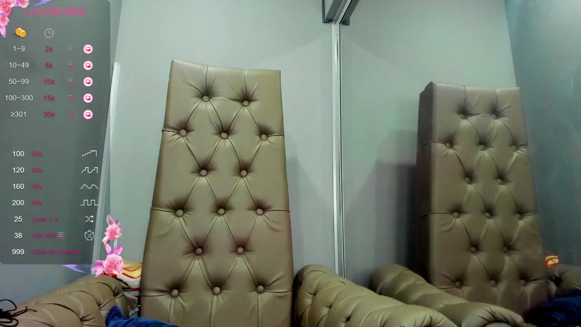 Gallery image thumbnail from Nicole_Kramm's myfreecams stream on, 01/24/2025, 09:11 image 14 of 20