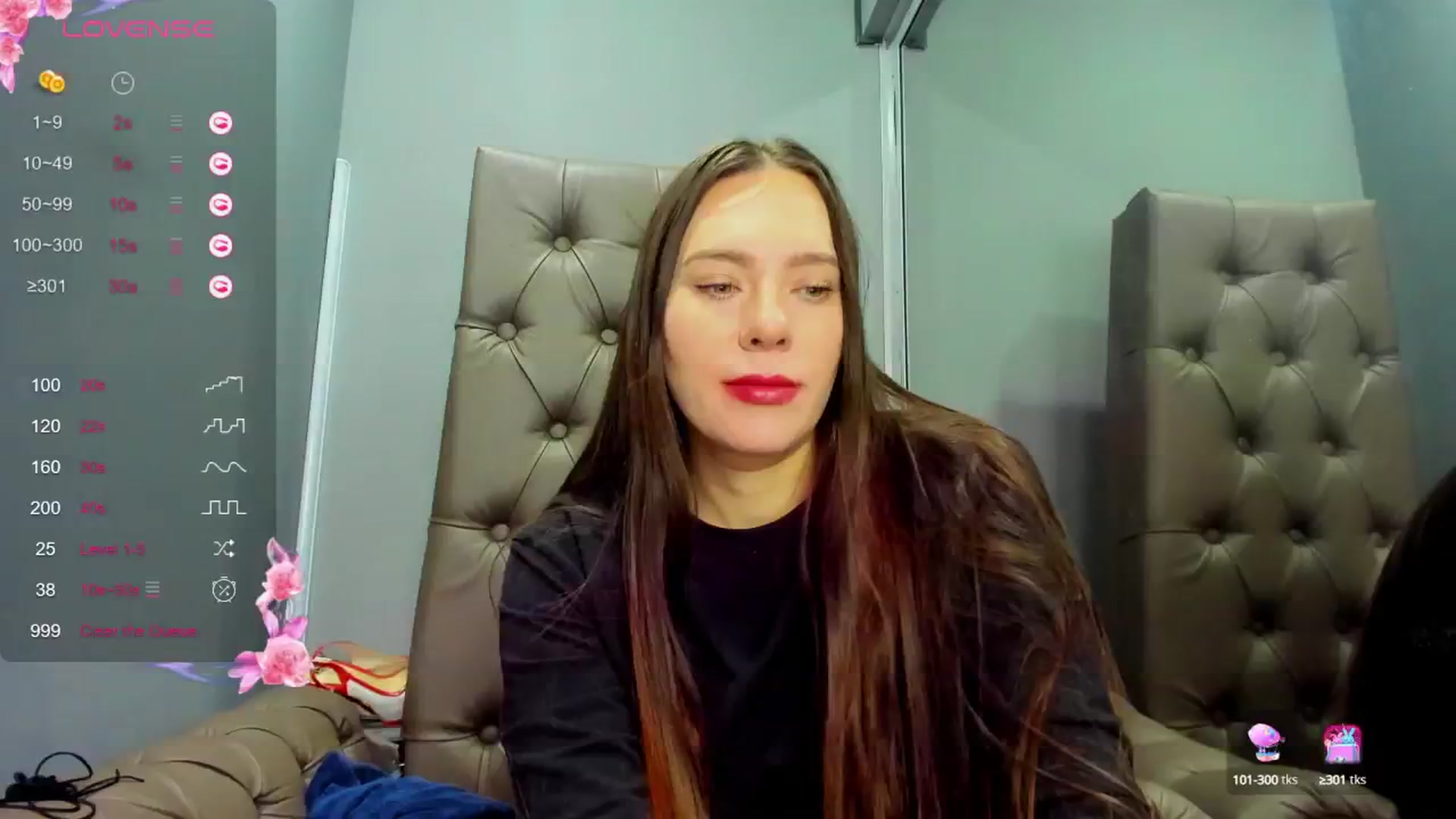 Gallery image thumbnail from Nicole_Kramm's myfreecams stream on, 01/24/2025, 09:11 image 15 of 20