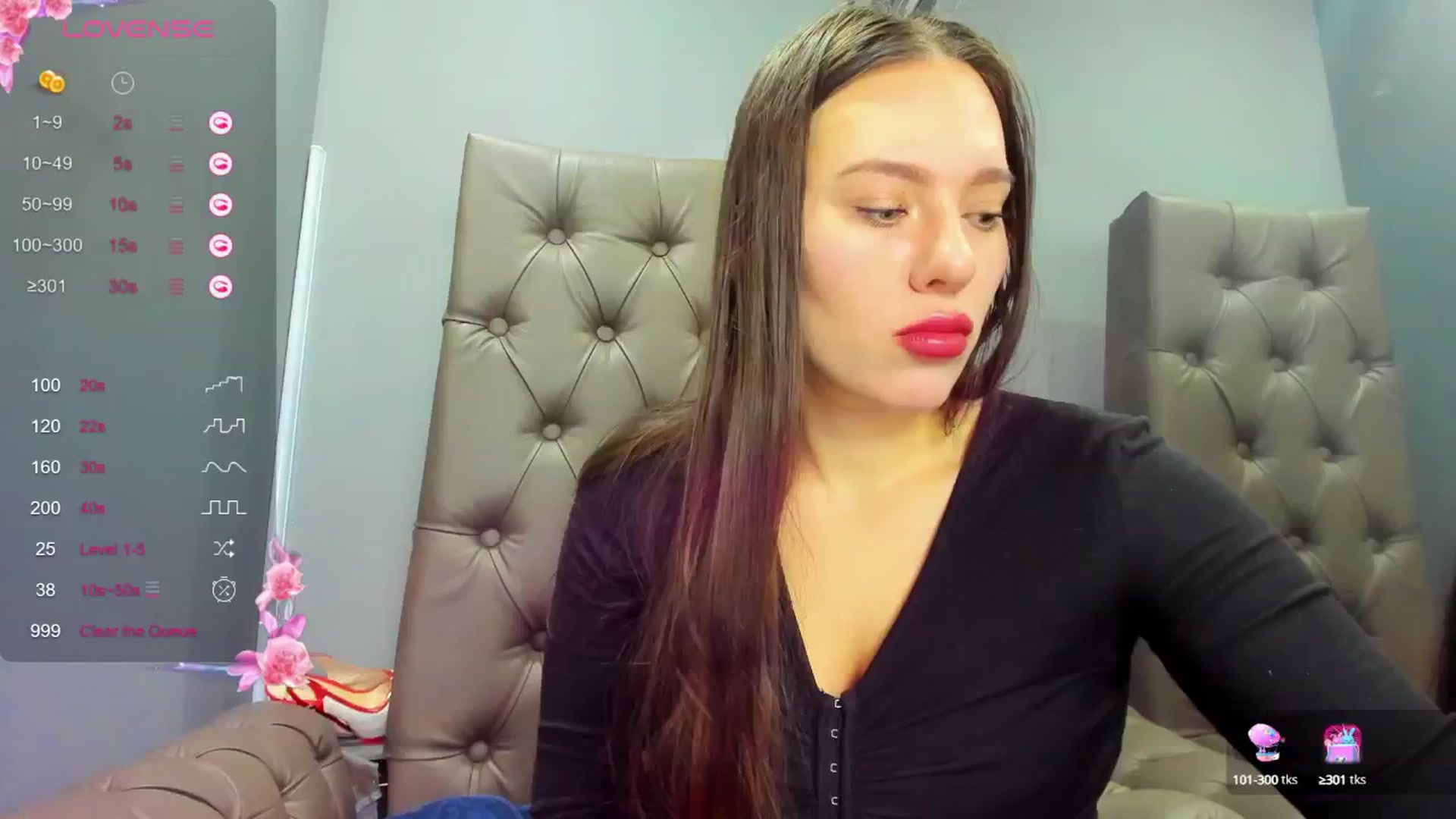 Gallery image thumbnail from Nicole_Kramm's myfreecams stream on, 01/25/2025, 09:18 image 14 of 20