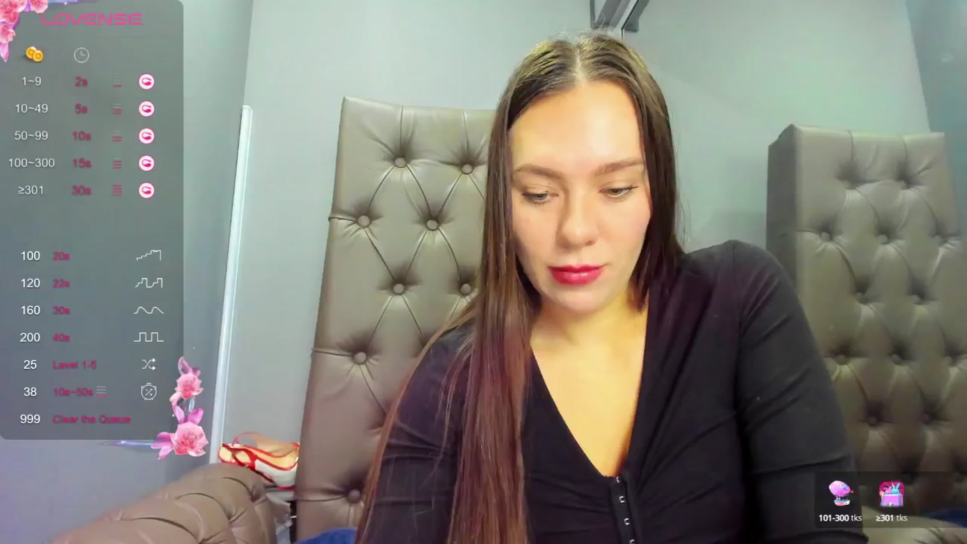 Gallery image thumbnail from Nicole_Kramm's myfreecams stream on, 01/25/2025, 09:18 image 16 of 20