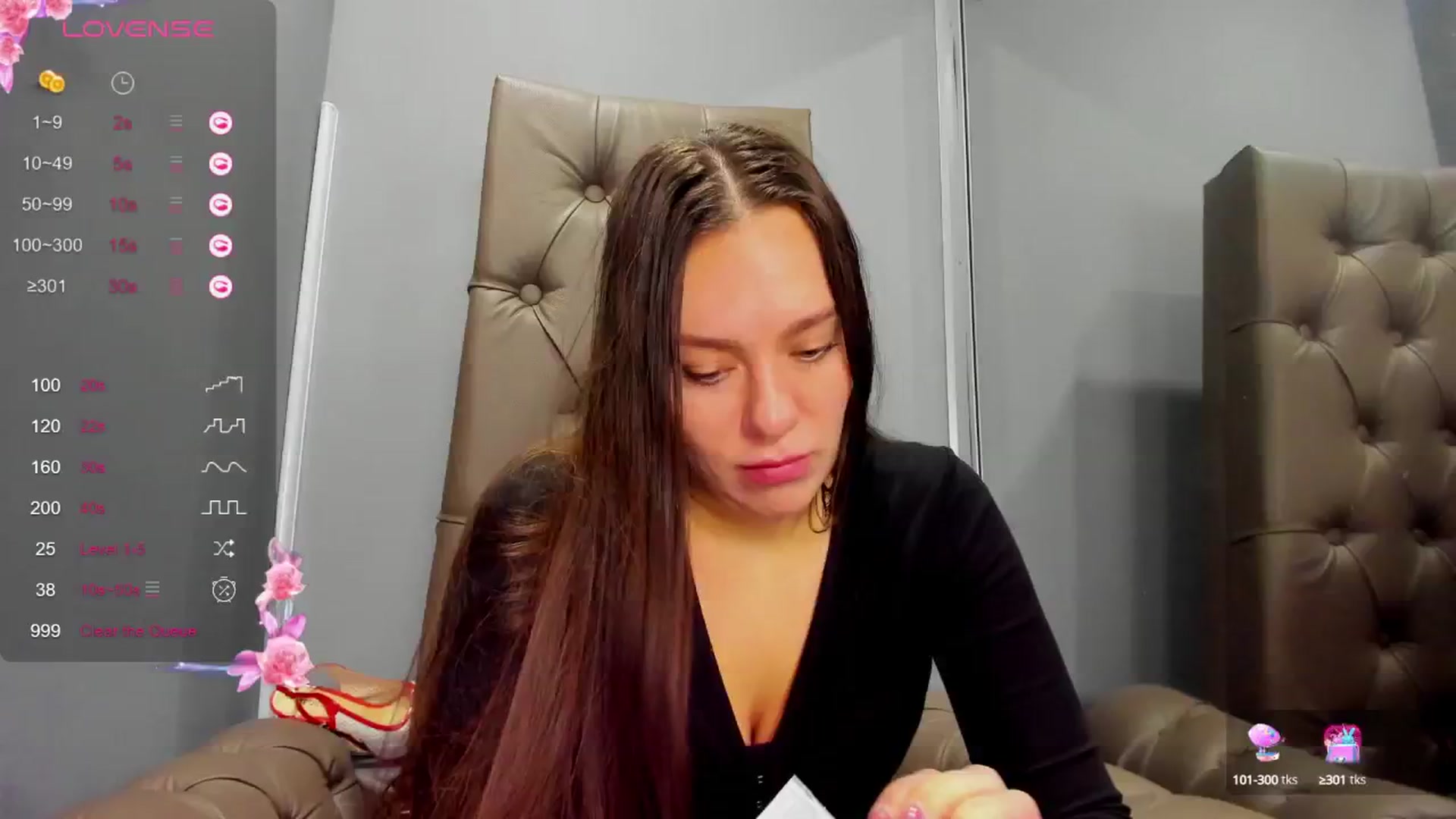 Gallery image thumbnail from Nicole_Kramm's myfreecams stream on, 01/25/2025, 14:02 image 3 of 20