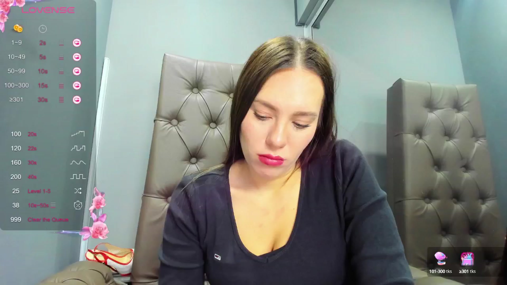 Gallery image thumbnail from Nicole_Kramm's myfreecams stream on, 01/26/2025, 07:42 image 6 of 20