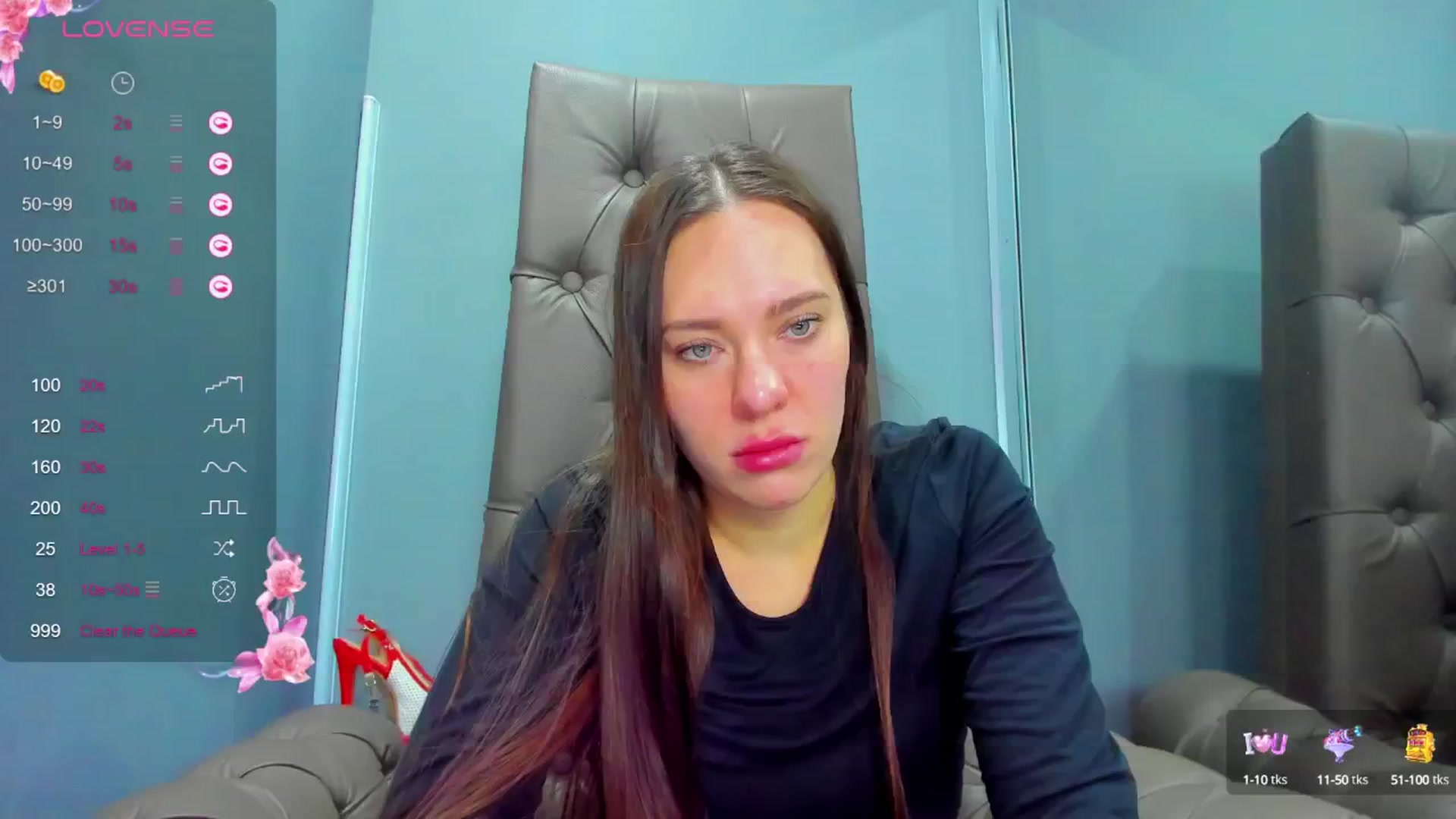 Gallery image thumbnail from Nicole_Kramm's myfreecams stream on, 01/28/2025, 11:37 image 17 of 20
