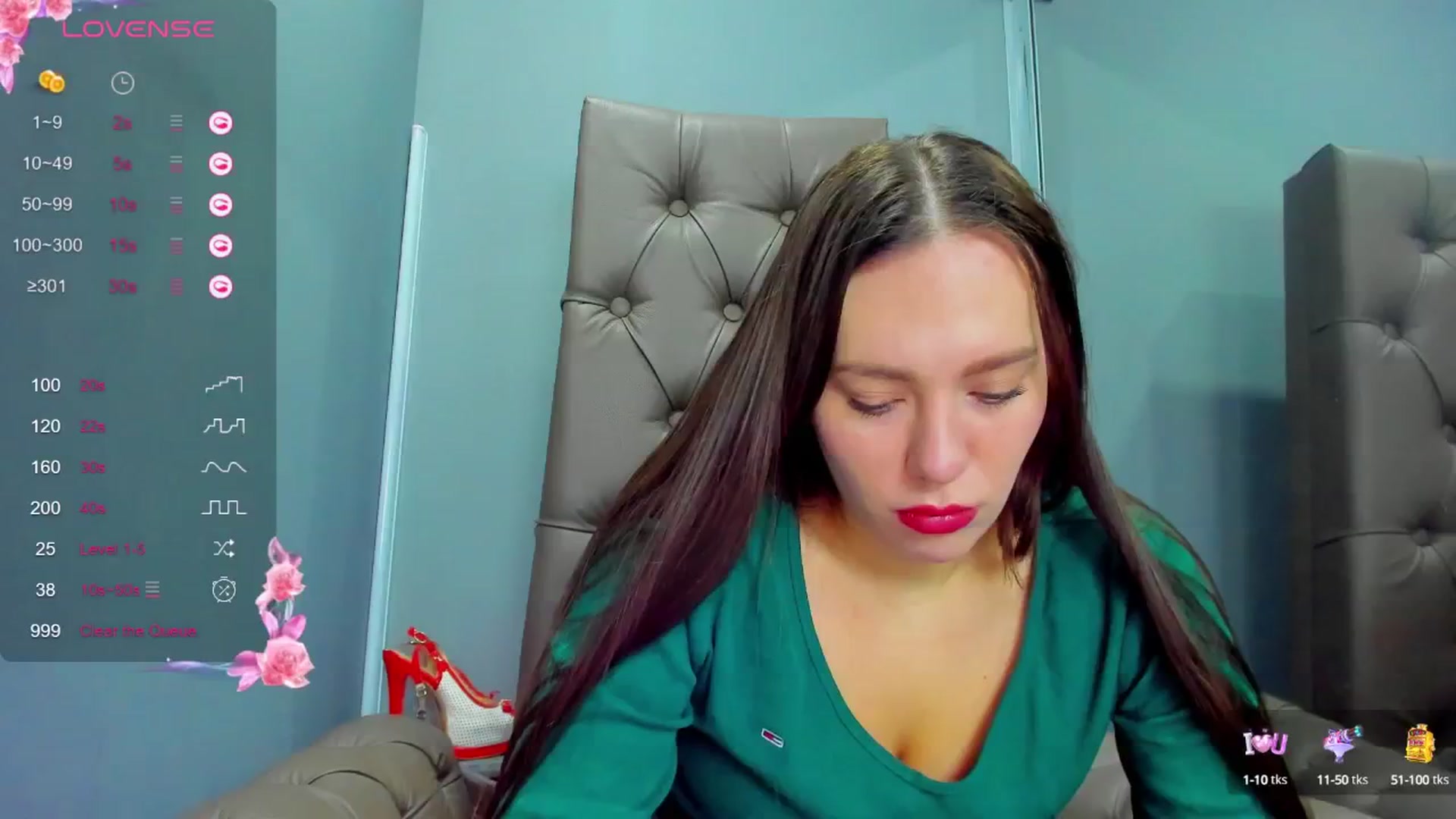 Gallery image thumbnail from Nicole_Kramm's myfreecams stream on, 01/29/2025, 09:30 image 12 of 20