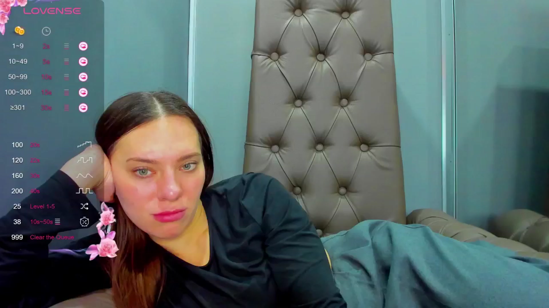 Gallery image thumbnail from Nicole_Kramm's myfreecams stream on, 01/31/2025, 14:05 image 5 of 20