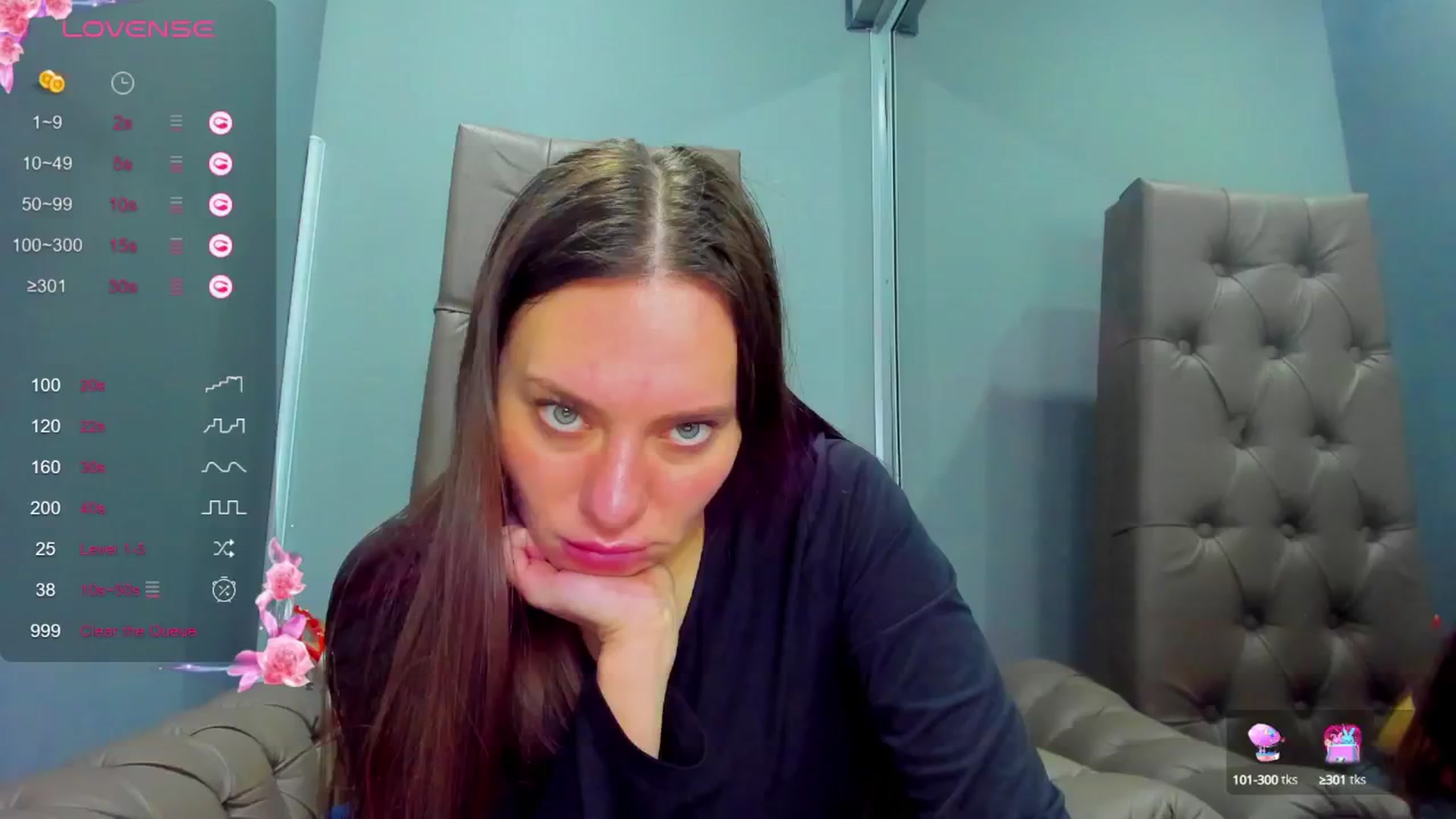 Gallery image thumbnail from Nicole_Kramm's myfreecams stream on, 01/31/2025, 14:05 image 18 of 20