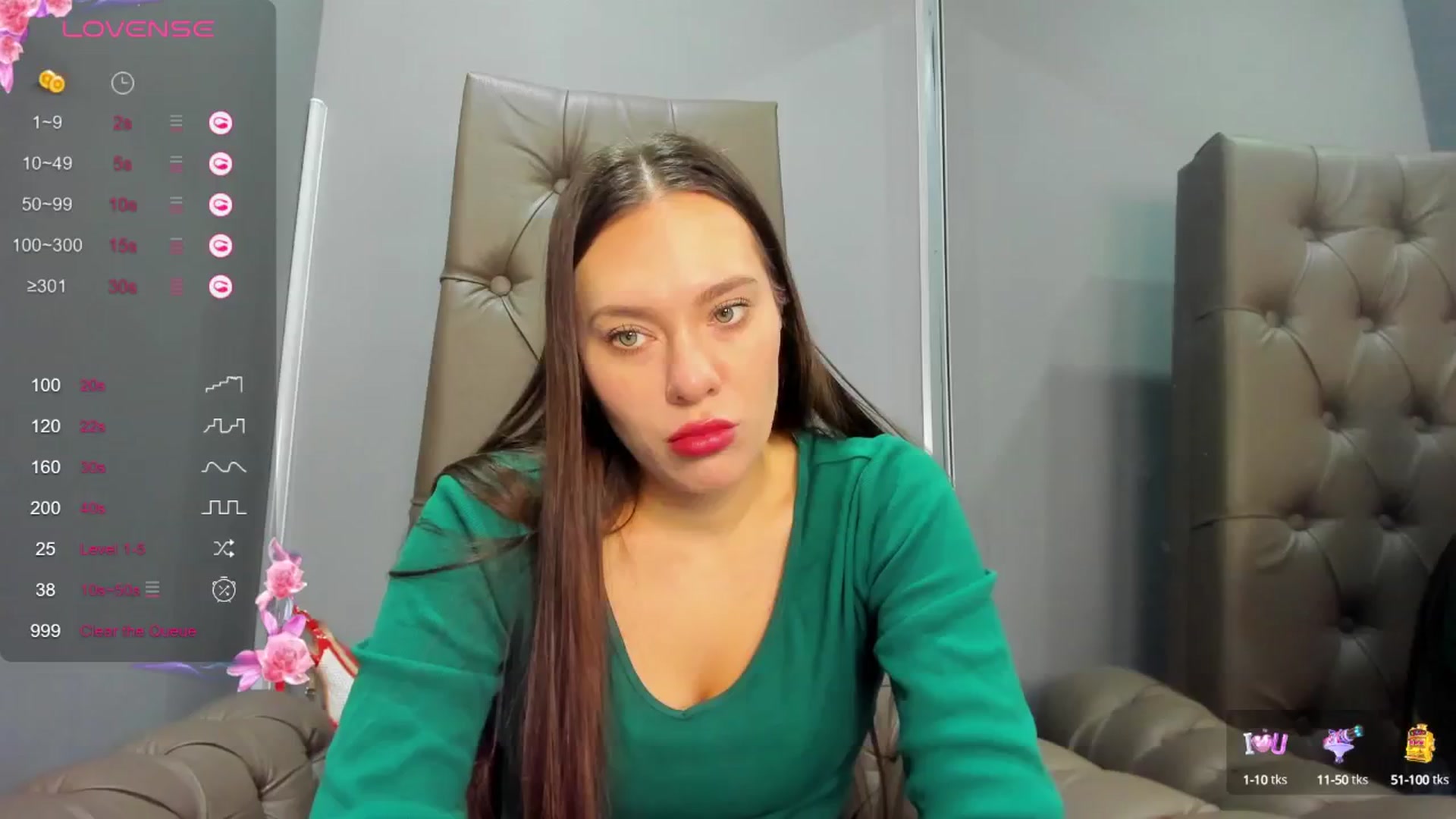 Gallery image thumbnail from Nicole_Kramm's myfreecams stream on, 02/01/2025, 11:45 image 3 of 20