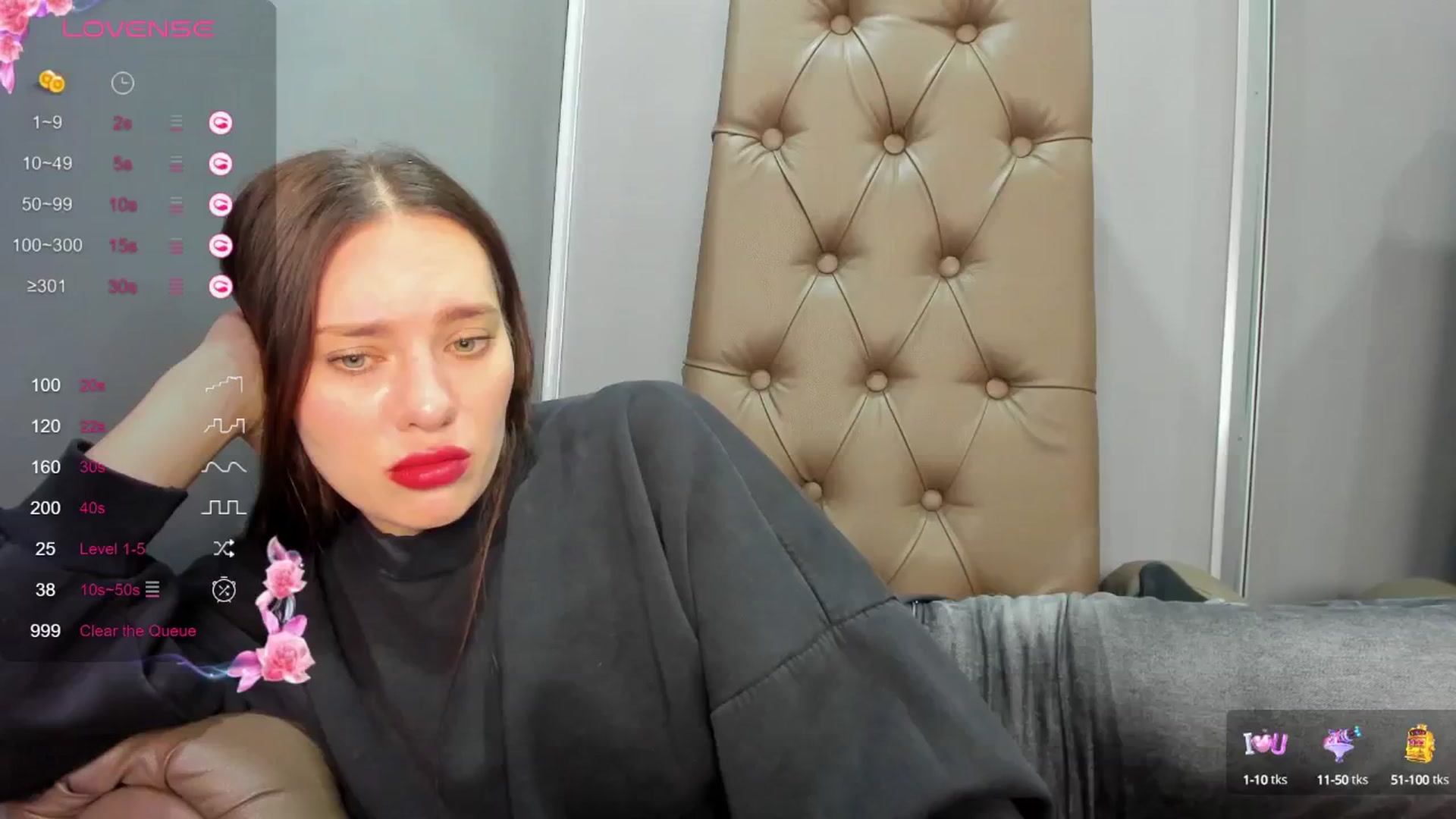 Gallery image thumbnail from Nicole_Kramm's myfreecams stream on, 02/04/2025, 09:59 image 11 of 20
