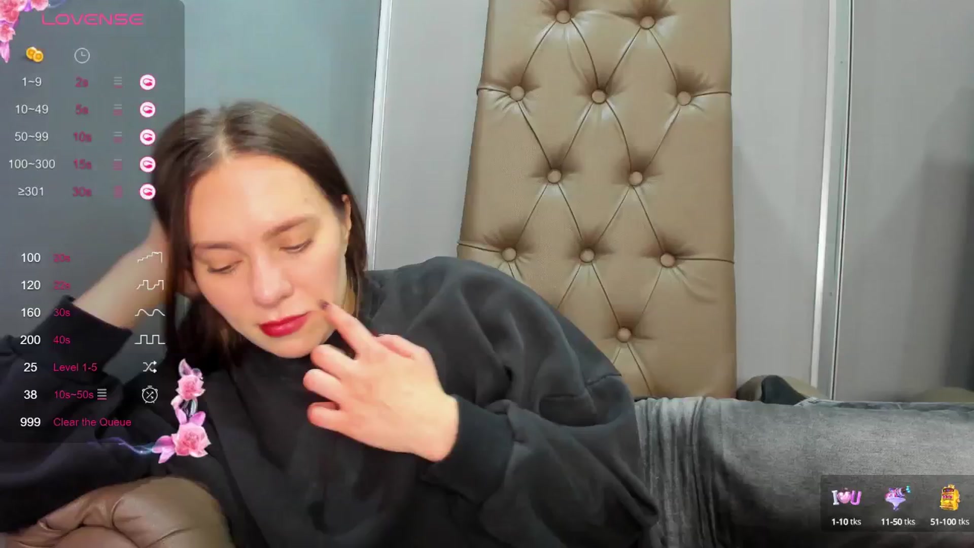 Gallery image thumbnail from Nicole_Kramm's myfreecams stream on, 02/04/2025, 09:59 image 10 of 20