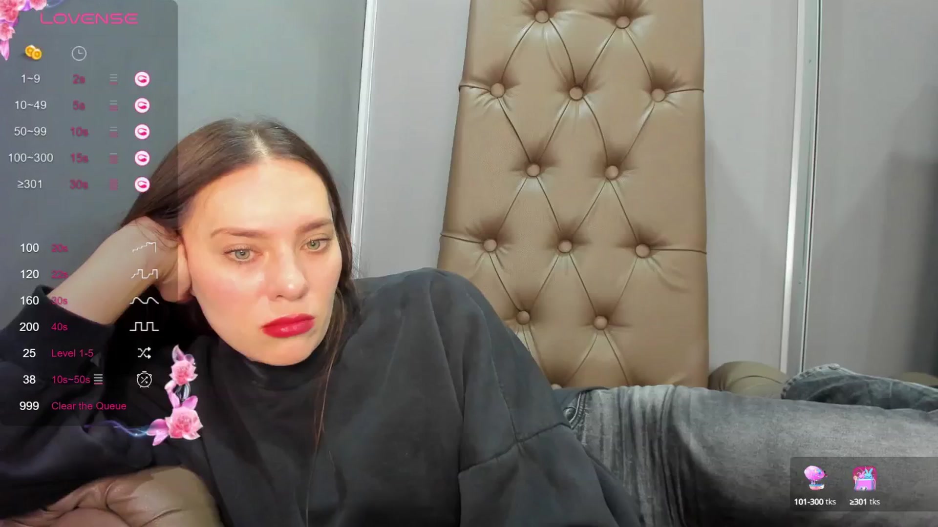Gallery image thumbnail from Nicole_Kramm's myfreecams stream on, 02/04/2025, 09:59 image 16 of 20