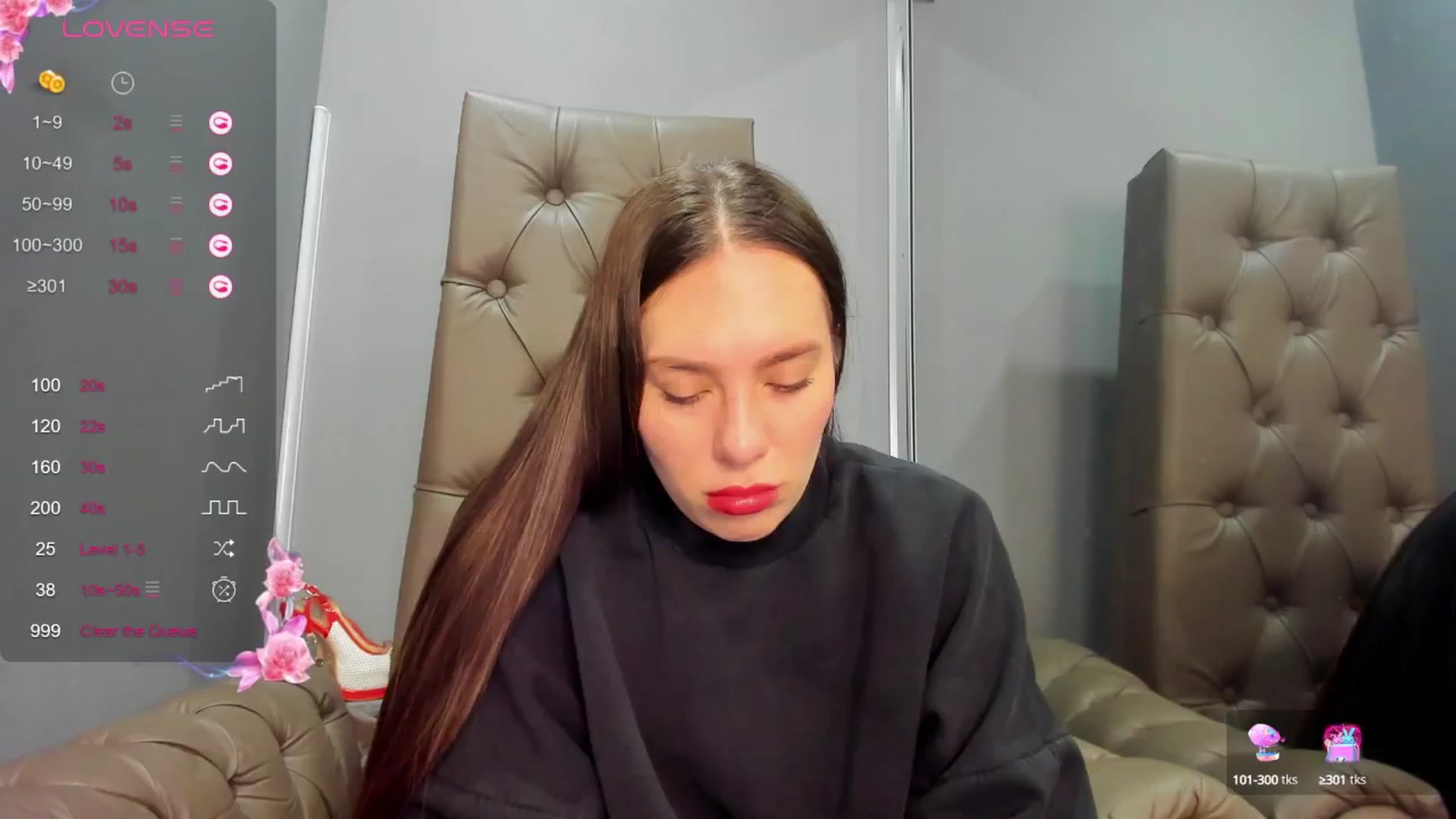 Gallery image thumbnail from Nicole_Kramm's myfreecams stream on, 02/04/2025, 09:59 image 1 of 20