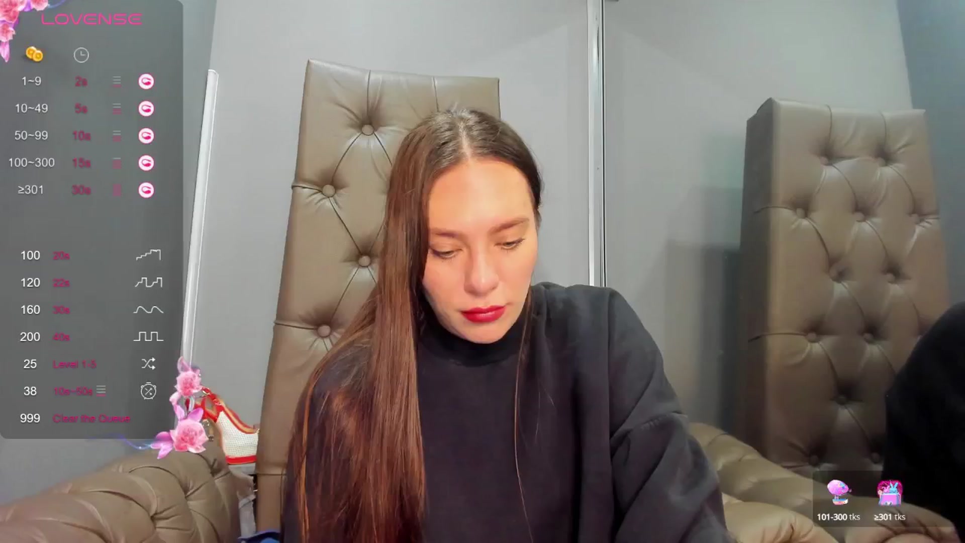 Gallery image thumbnail from Nicole_Kramm's myfreecams stream on, 02/04/2025, 09:59 image 9 of 20