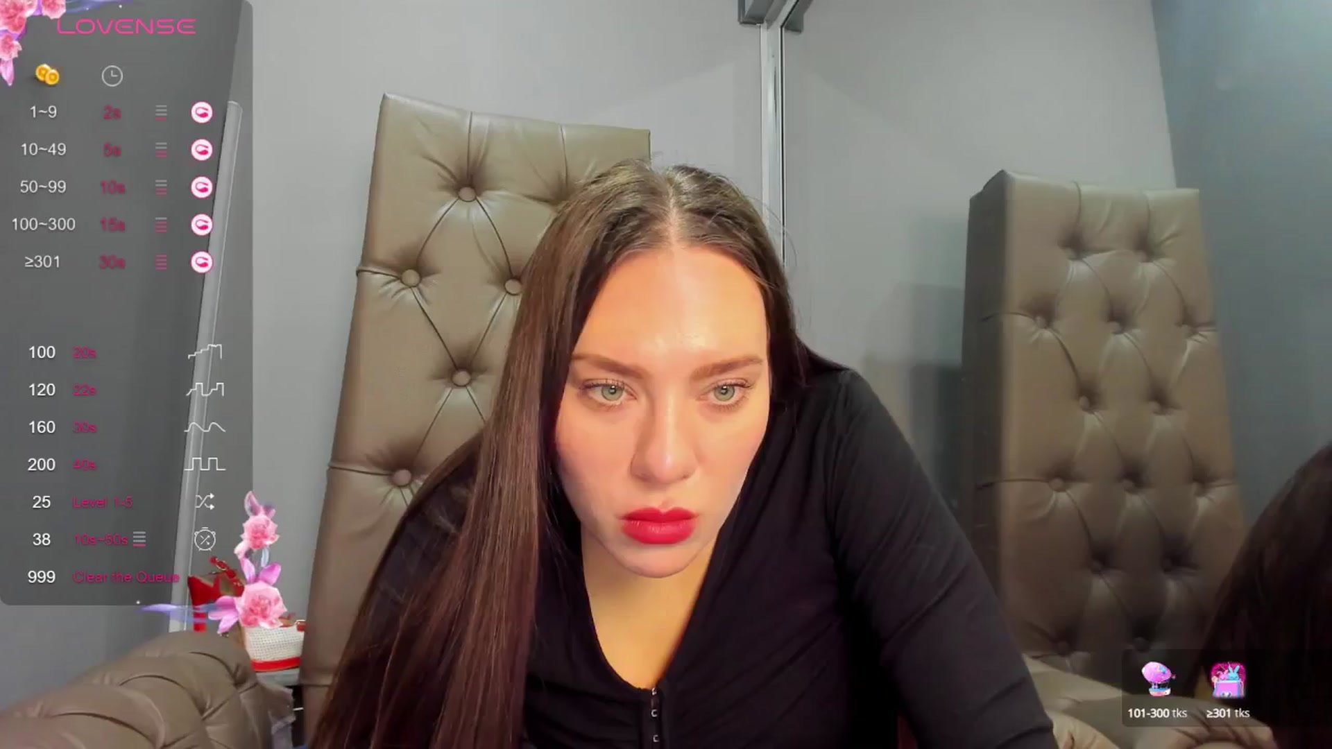 Gallery image thumbnail from Nicole_Kramm's myfreecams stream on, 02/05/2025, 08:45 image 12 of 20