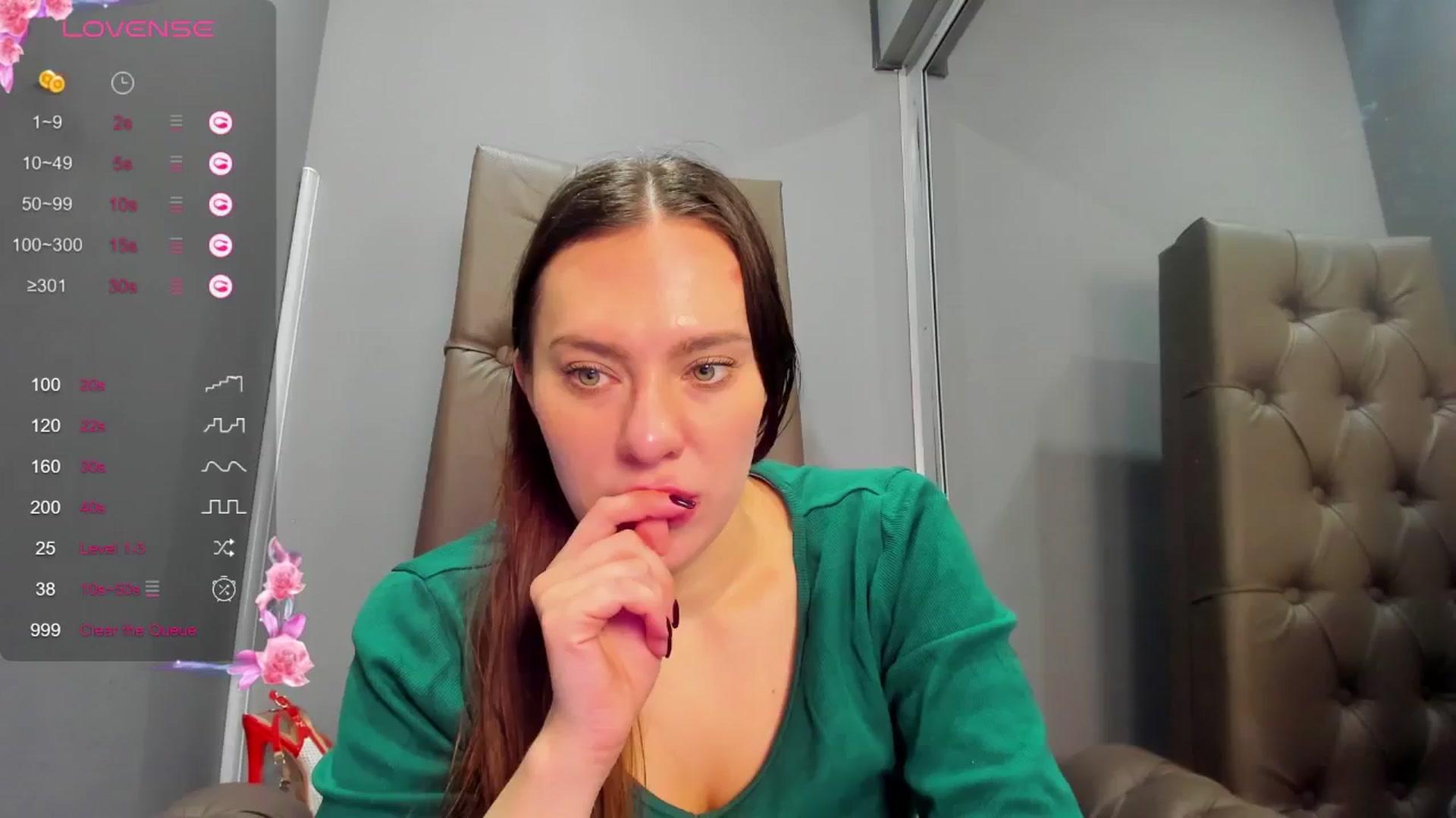 Gallery image thumbnail from Nicole_Kramm's myfreecams stream on, 02/08/2025, 11:20 image 2 of 20
