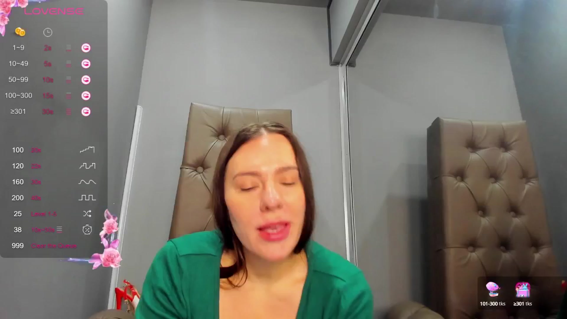 Gallery image thumbnail from Nicole_Kramm's myfreecams stream on, 02/08/2025, 11:20 image 20 of 20