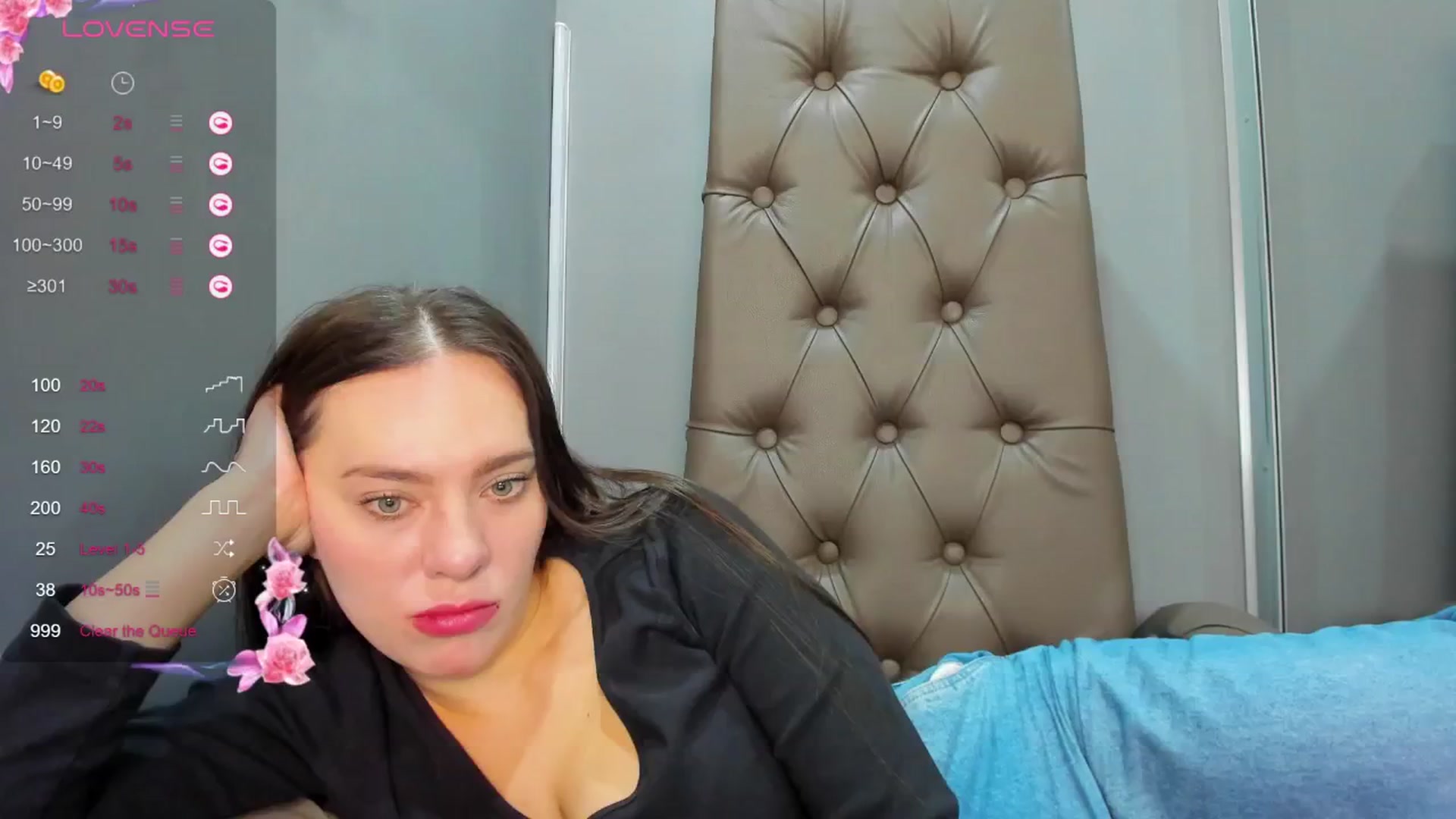 Gallery image thumbnail from Nicole_Kramm's myfreecams stream on, 02/09/2025, 09:27 image 12 of 20