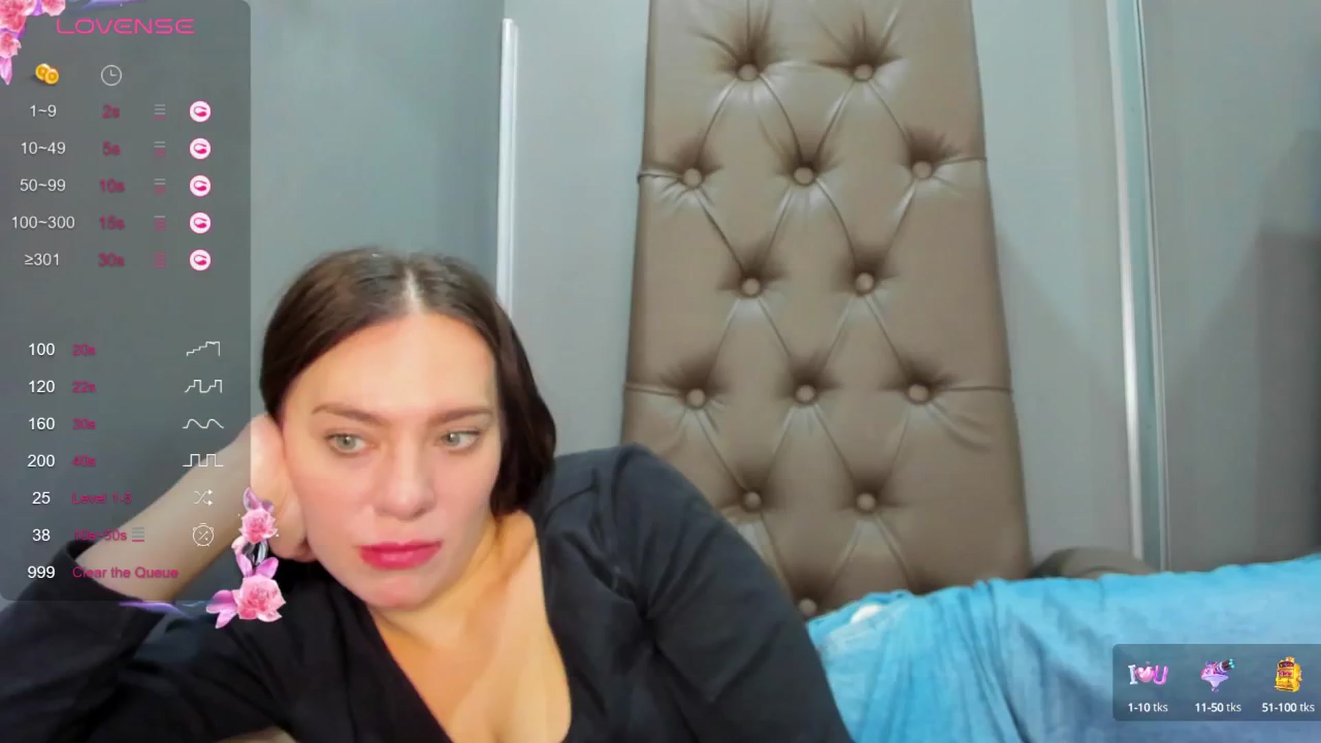 Gallery image thumbnail from Nicole_Kramm's myfreecams stream on, 02/09/2025, 09:27 image 10 of 20