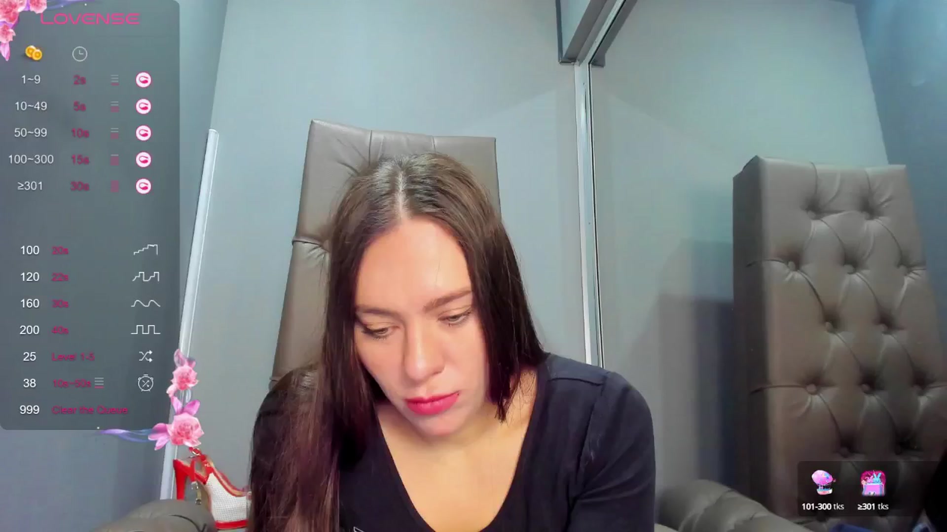 Gallery image thumbnail from Nicole_Kramm's myfreecams stream on, 02/09/2025, 10:00 image 13 of 20