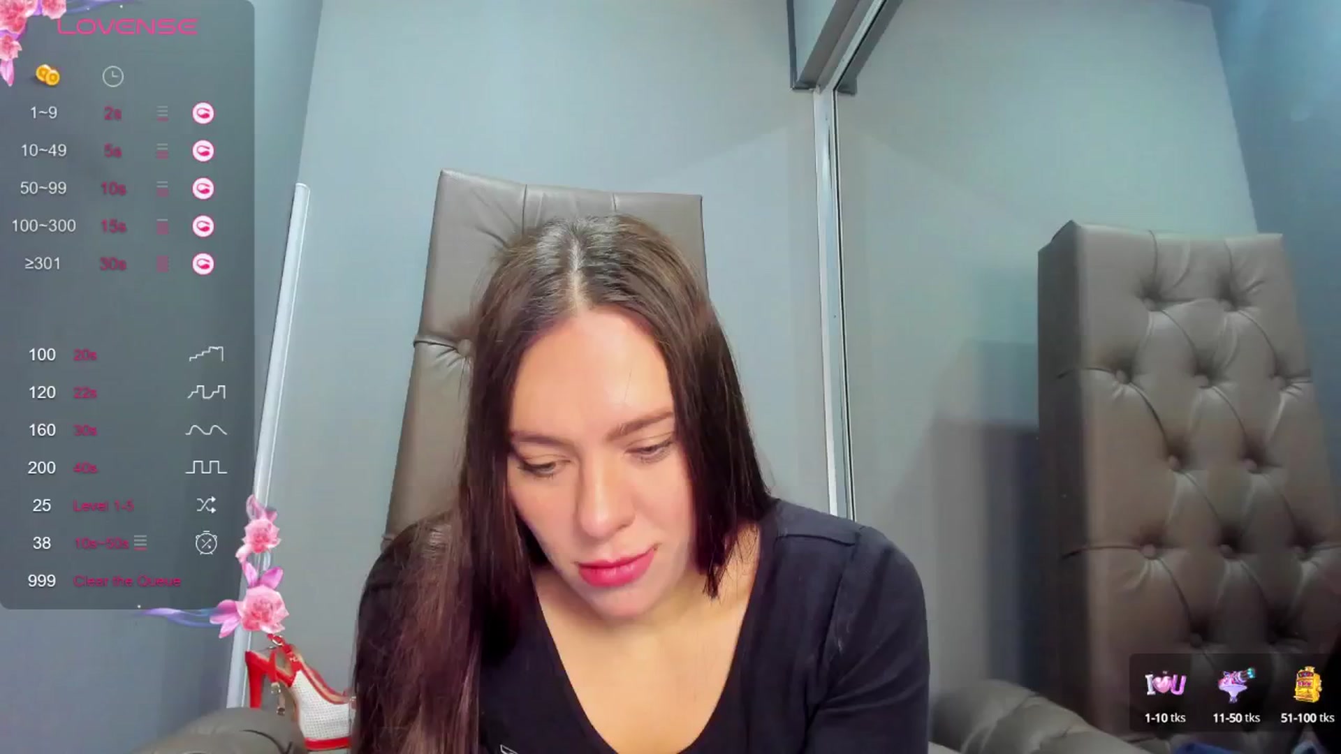 Gallery image thumbnail from Nicole_Kramm's myfreecams stream on, 02/09/2025, 10:00 image 15 of 20