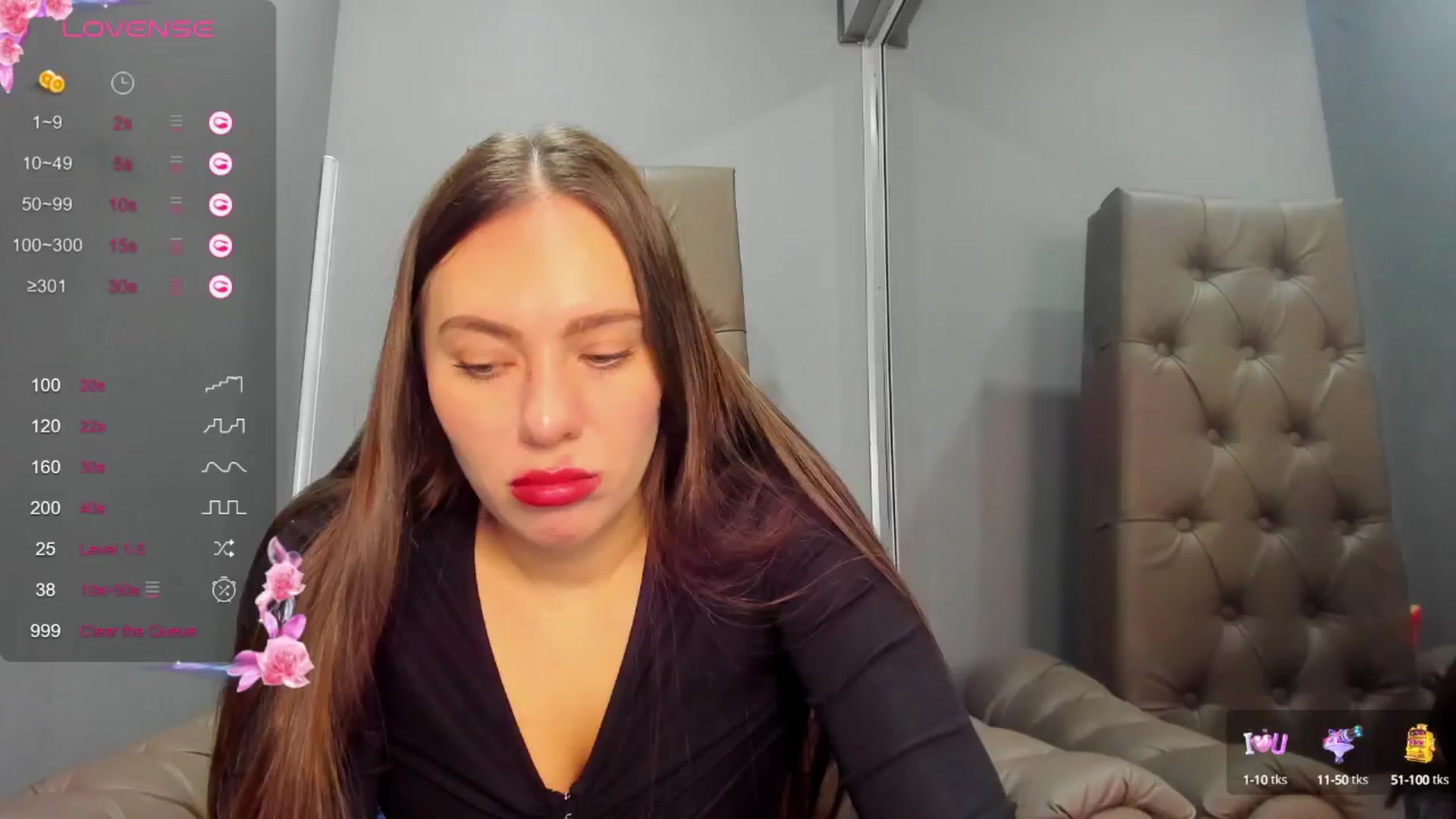 Gallery image thumbnail from Nicole_Kramm's myfreecams stream on, 02/11/2025, 09:41 image 2 of 20