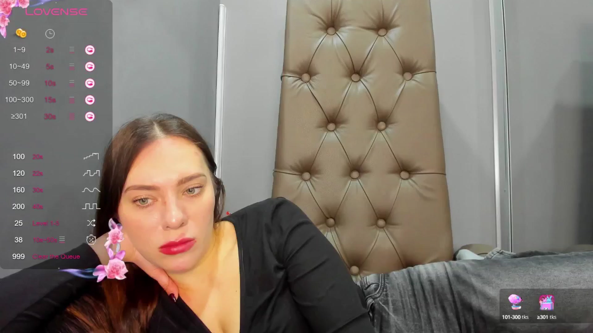 Gallery image thumbnail from Nicole_Kramm's myfreecams stream on, 02/11/2025, 11:03 image 11 of 20