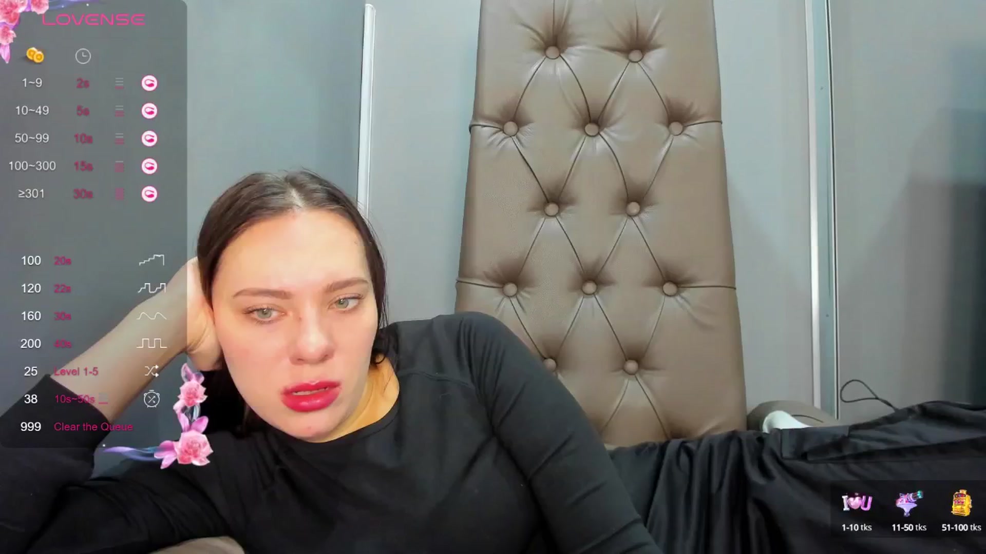 Gallery image thumbnail from Nicole_Kramm's myfreecams stream on, 02/13/2025, 10:08 image 12 of 20
