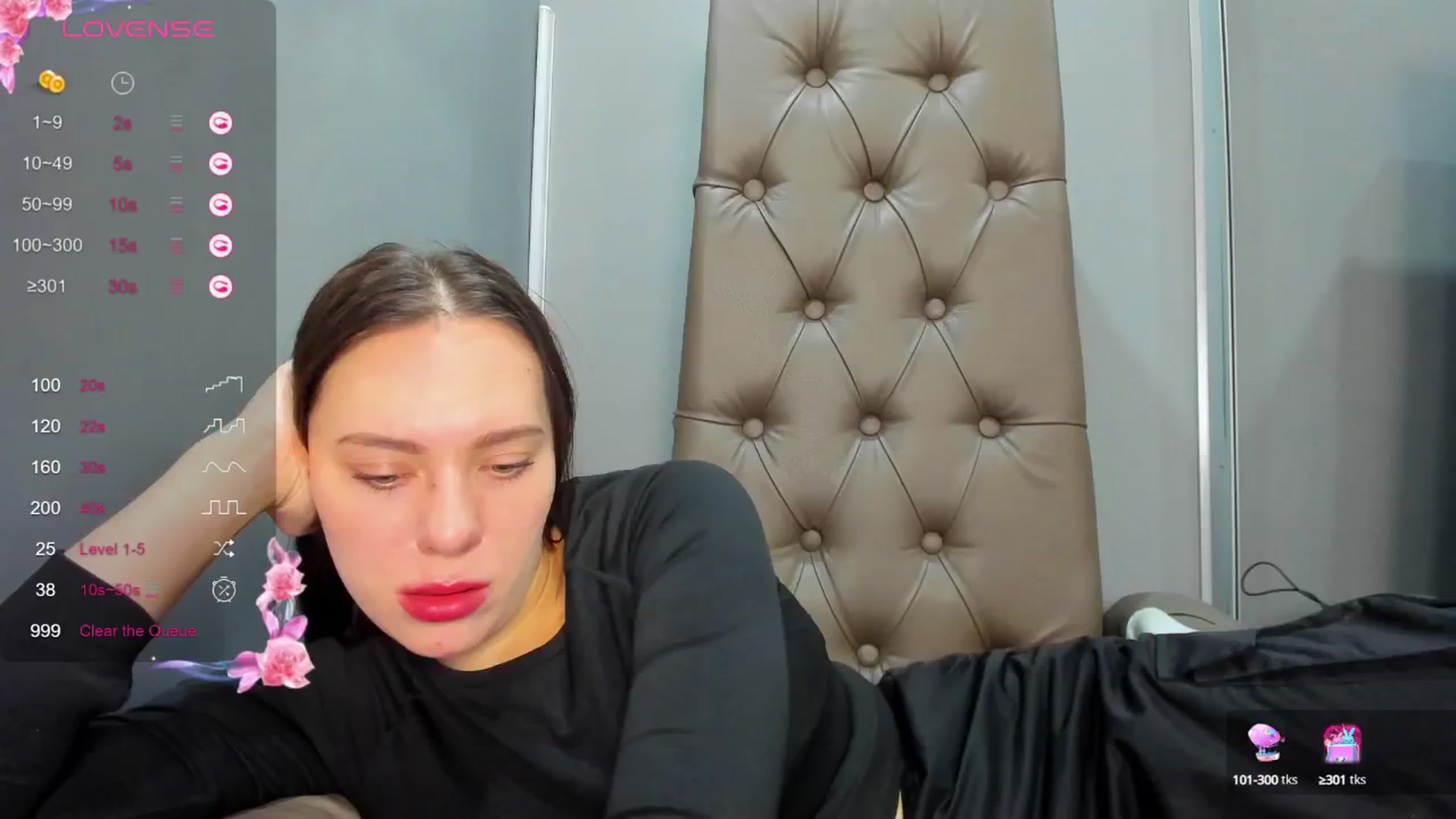 Gallery image thumbnail from Nicole_Kramm's myfreecams stream on, 02/13/2025, 10:08 image 15 of 20
