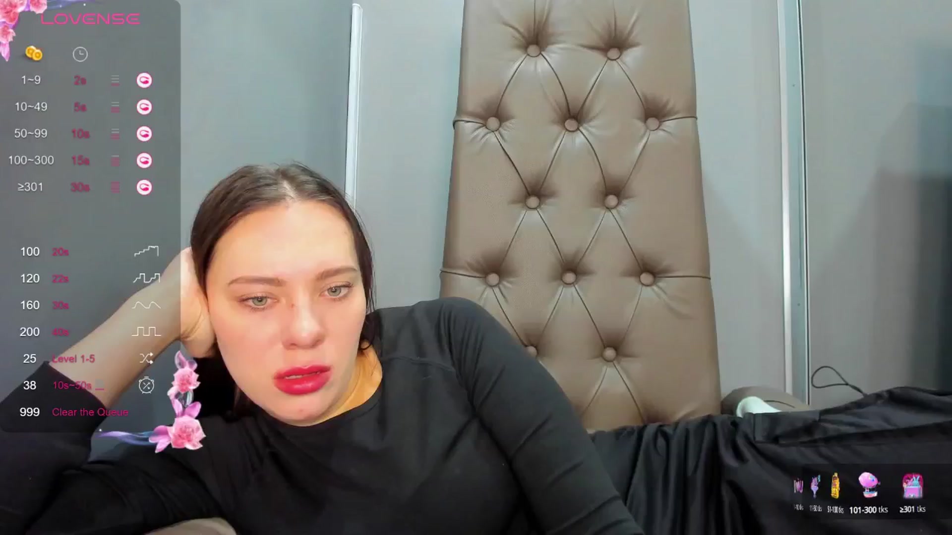 Gallery image thumbnail from Nicole_Kramm's myfreecams stream on, 02/13/2025, 10:08 image 11 of 20