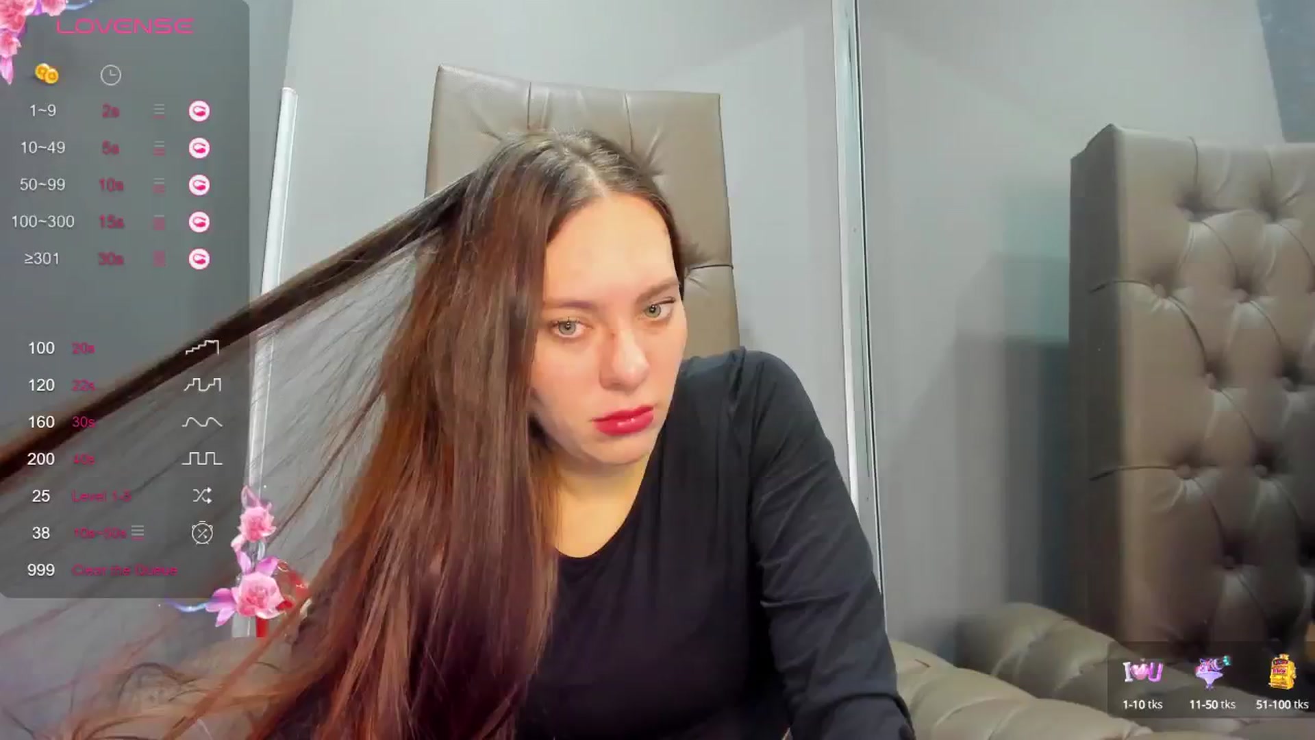 Gallery image thumbnail from Nicole_Kramm's myfreecams stream on, 02/14/2025, 13:04 image 15 of 20