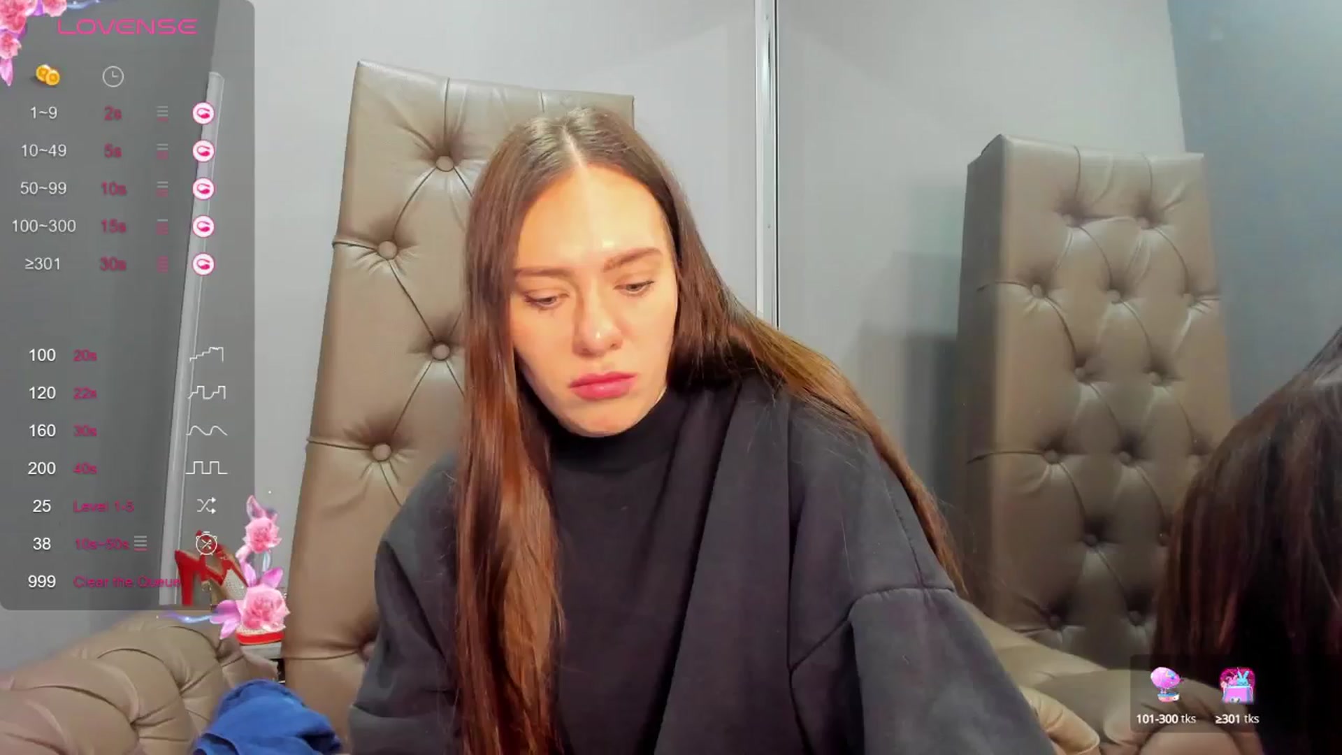 Gallery image thumbnail from Nicole_Kramm's myfreecams stream on, 02/19/2025, 12:52 image 19 of 20