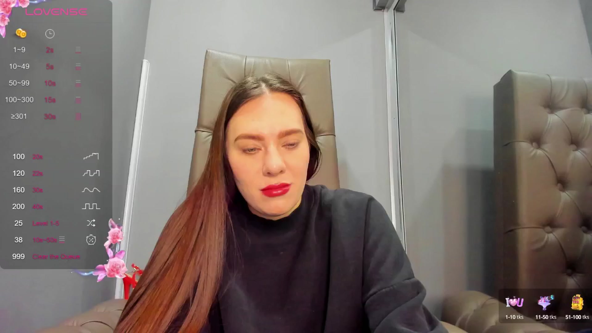 Gallery image thumbnail from Nicole_Kramm's myfreecams stream on, 02/24/2025, 12:33 image 9 of 20