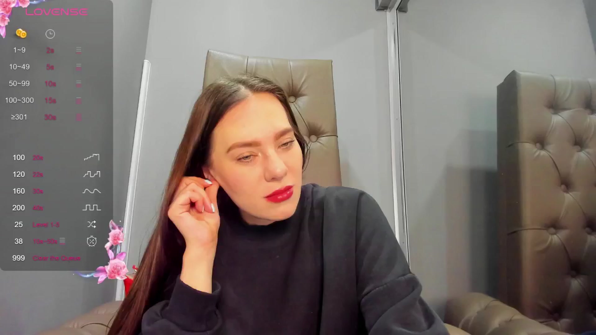 Gallery image thumbnail from Nicole_Kramm's myfreecams stream on, 02/24/2025, 12:33 image 7 of 20