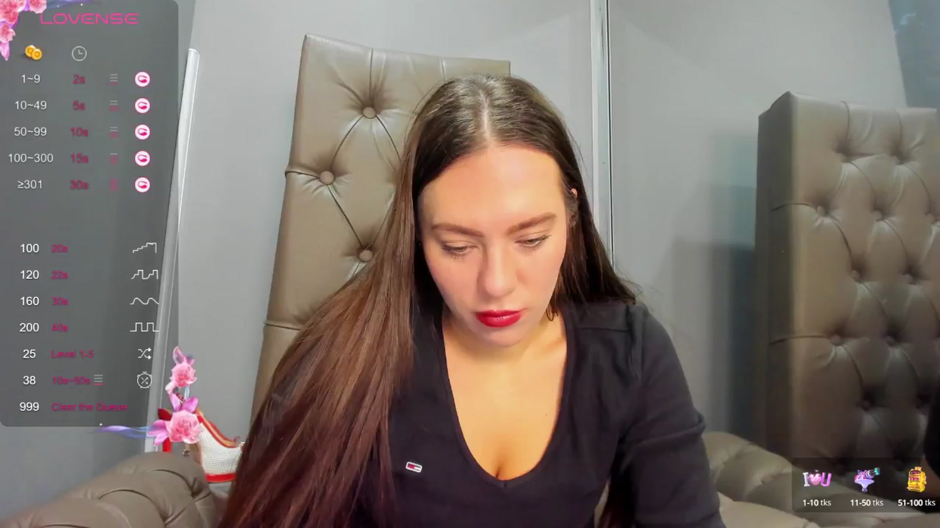 Gallery image thumbnail from Nicole_Kramm's myfreecams stream on, 02/26/2025, 08:56 image 19 of 20