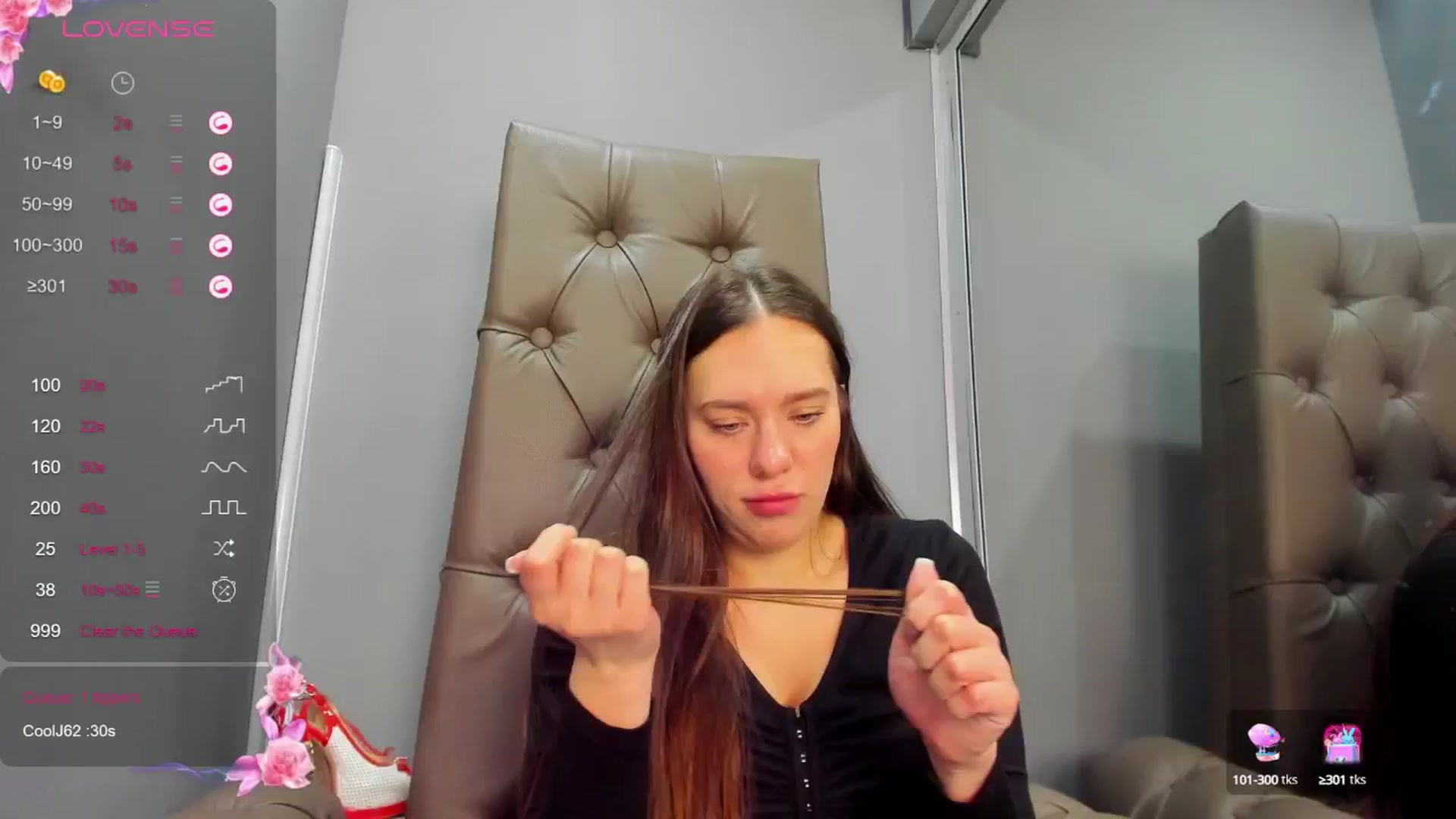 Gallery image thumbnail from Nicole_Kramm's myfreecams stream on, 02/27/2025, 14:15 image 17 of 20
