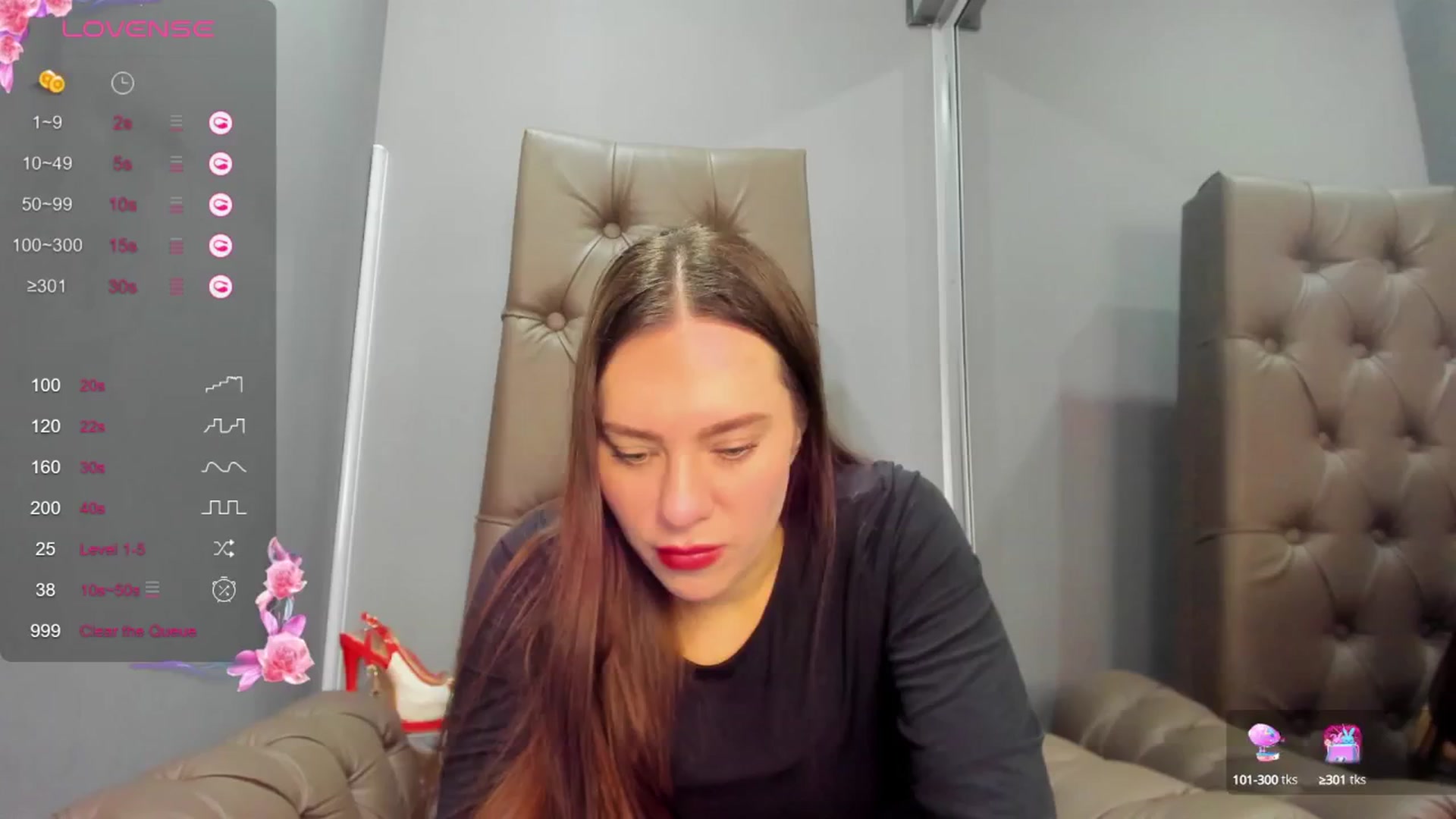 Gallery image thumbnail from Nicole_Kramm's myfreecams stream on, 02/28/2025, 10:08 image 9 of 20
