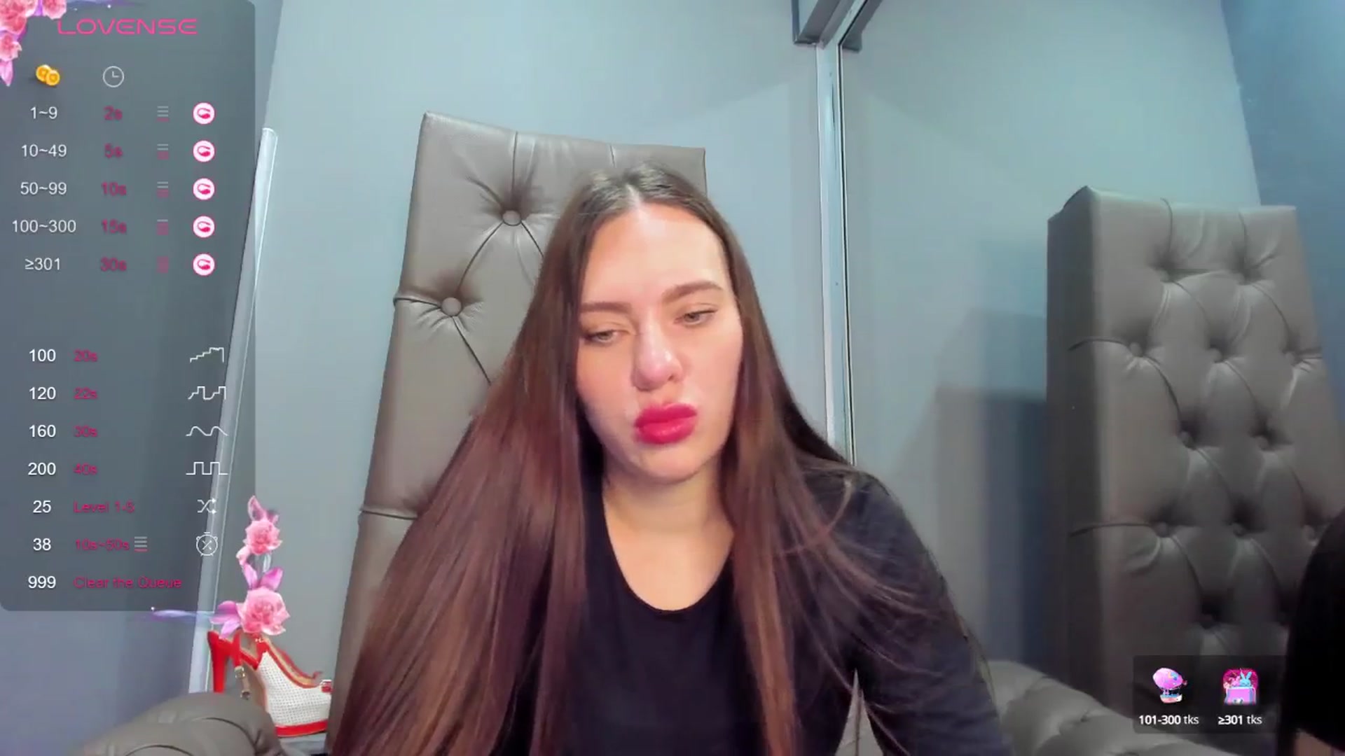 Gallery image thumbnail from Nicole_Kramm's myfreecams stream on, 02/28/2025, 12:14 image 16 of 20