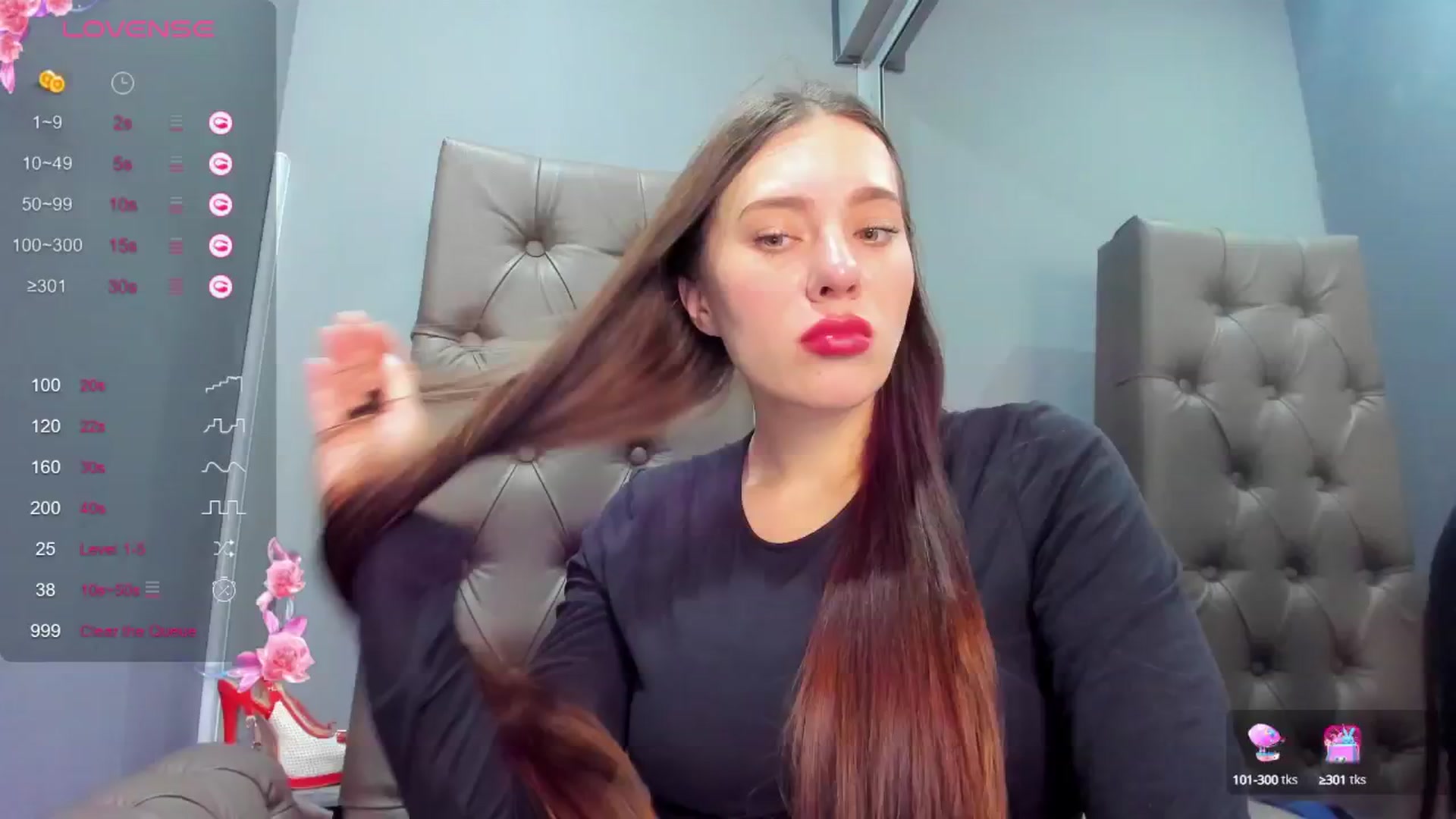 Gallery image thumbnail from Nicole_Kramm's myfreecams stream on, 02/28/2025, 12:14 image 13 of 20
