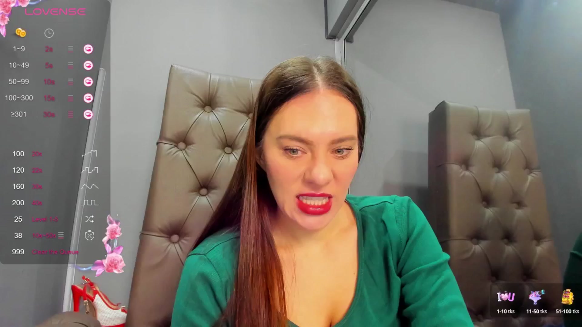 Gallery image thumbnail from Nicole_Kramm's myfreecams stream on, 03/02/2025, 10:20 image 8 of 20