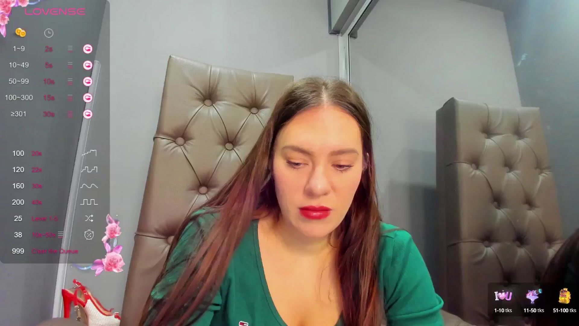 Gallery image thumbnail from Nicole_Kramm's myfreecams stream on, 03/02/2025, 10:20 image 2 of 20