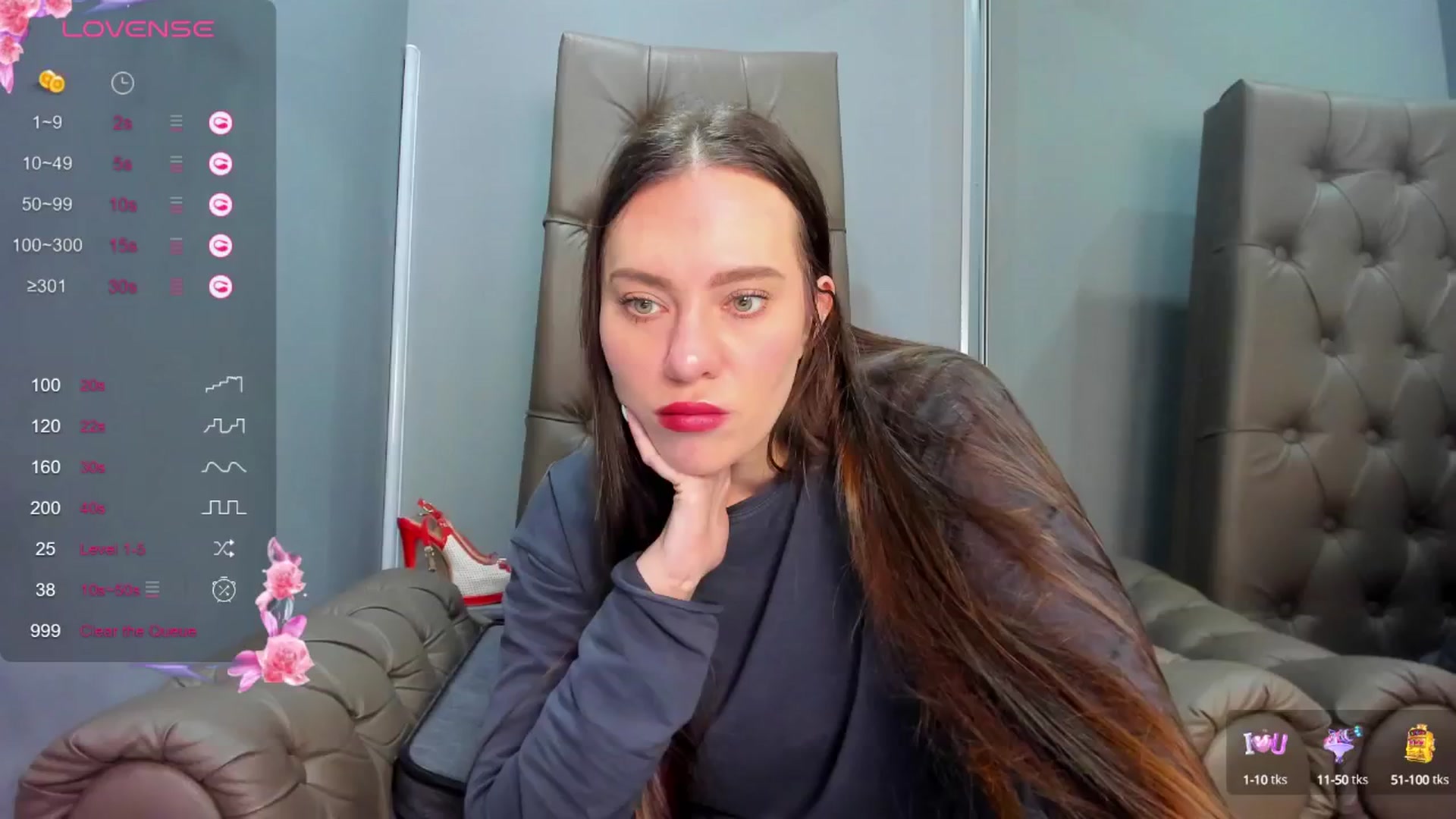 Gallery image thumbnail from Nicole_Kramm's myfreecams stream on, 03/03/2025, 10:44 image 18 of 20