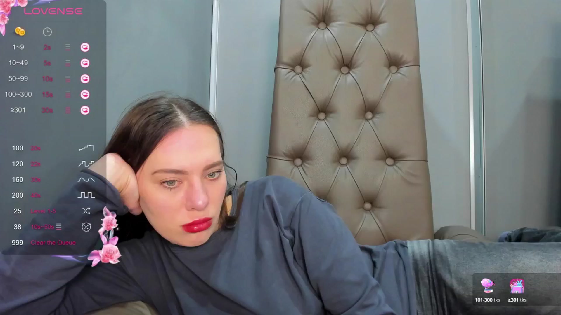 Gallery image thumbnail from Nicole_Kramm's myfreecams stream on, 03/03/2025, 10:44 image 10 of 20