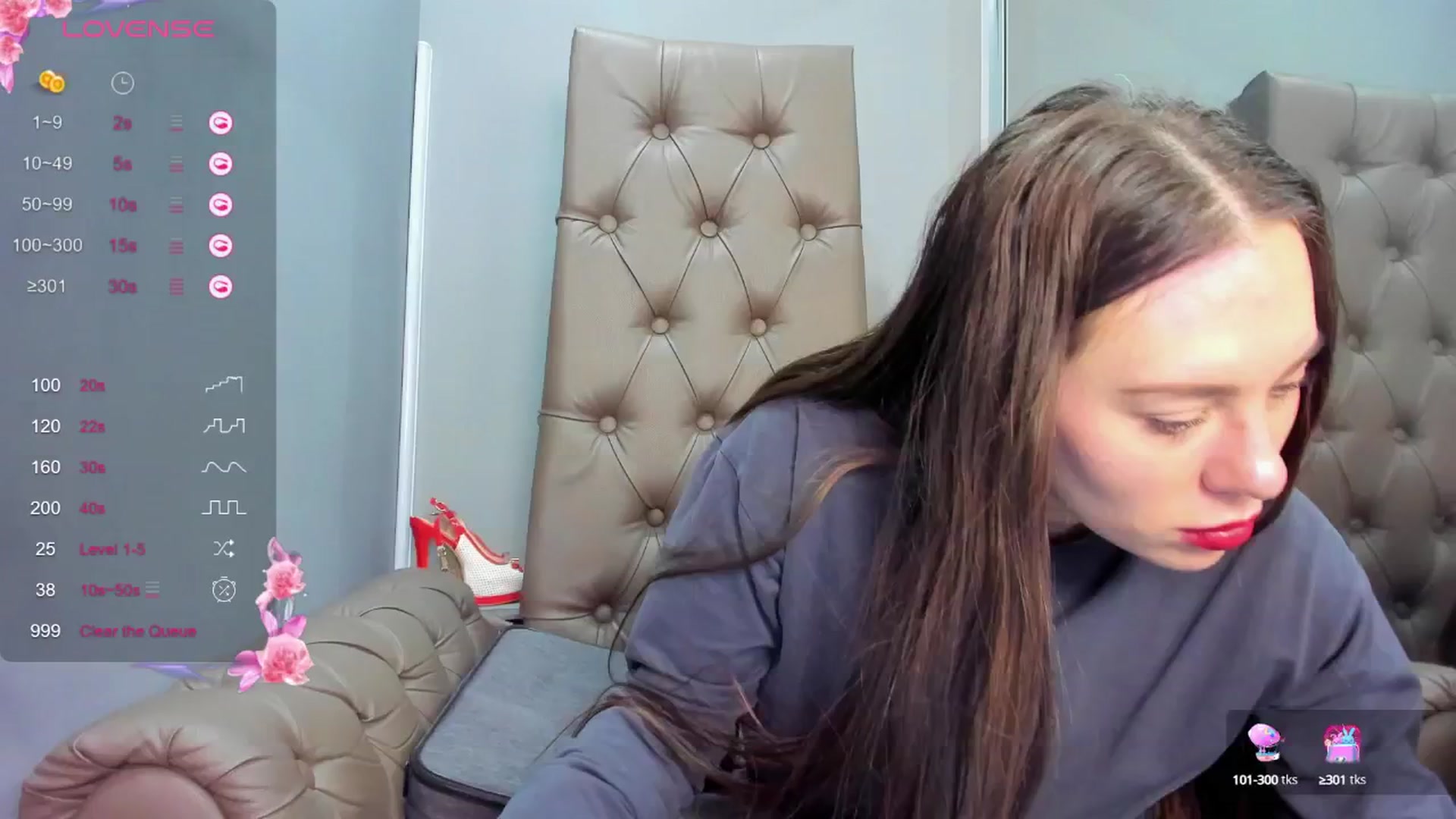 Gallery image thumbnail from Nicole_Kramm's myfreecams stream on, 03/03/2025, 10:44 image 16 of 20