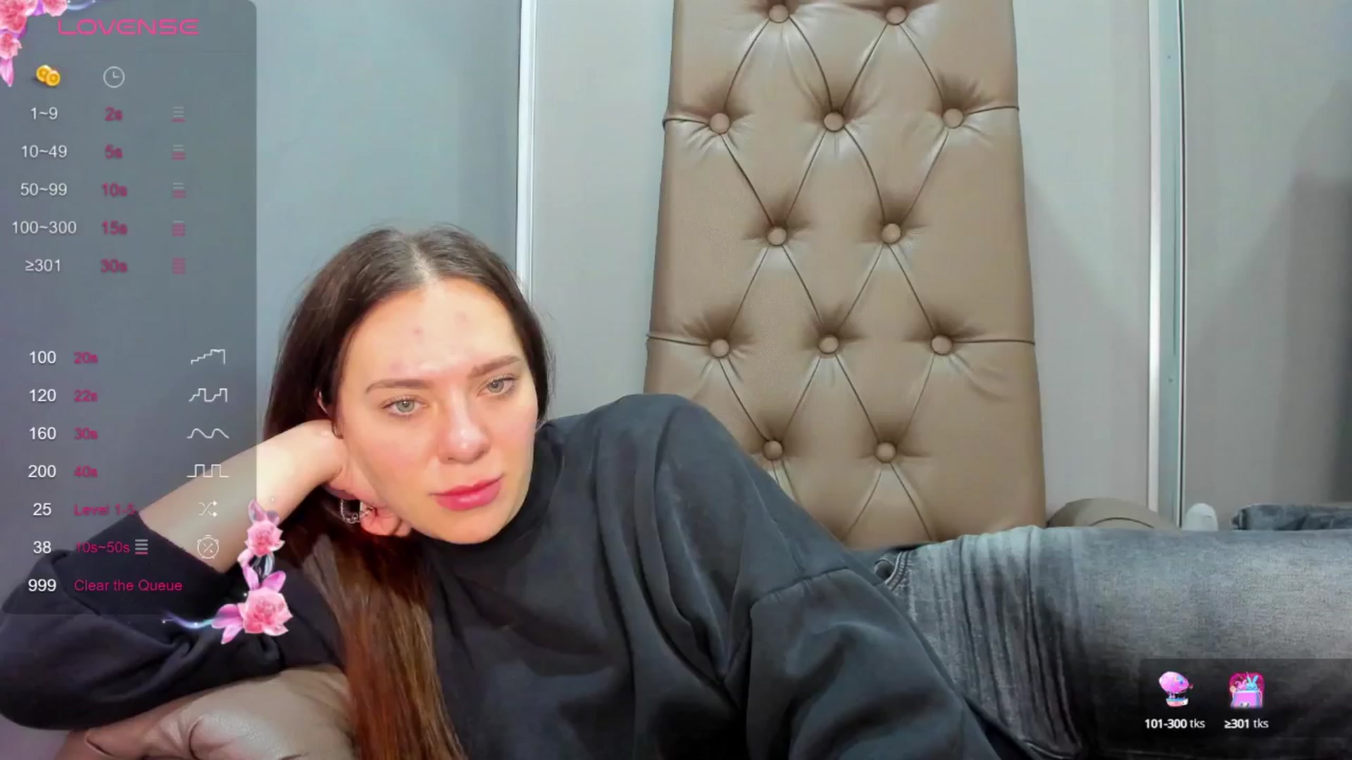 Gallery image thumbnail from Nicole_Kramm's myfreecams stream on, 03/06/2025, 13:49 image 7 of 20