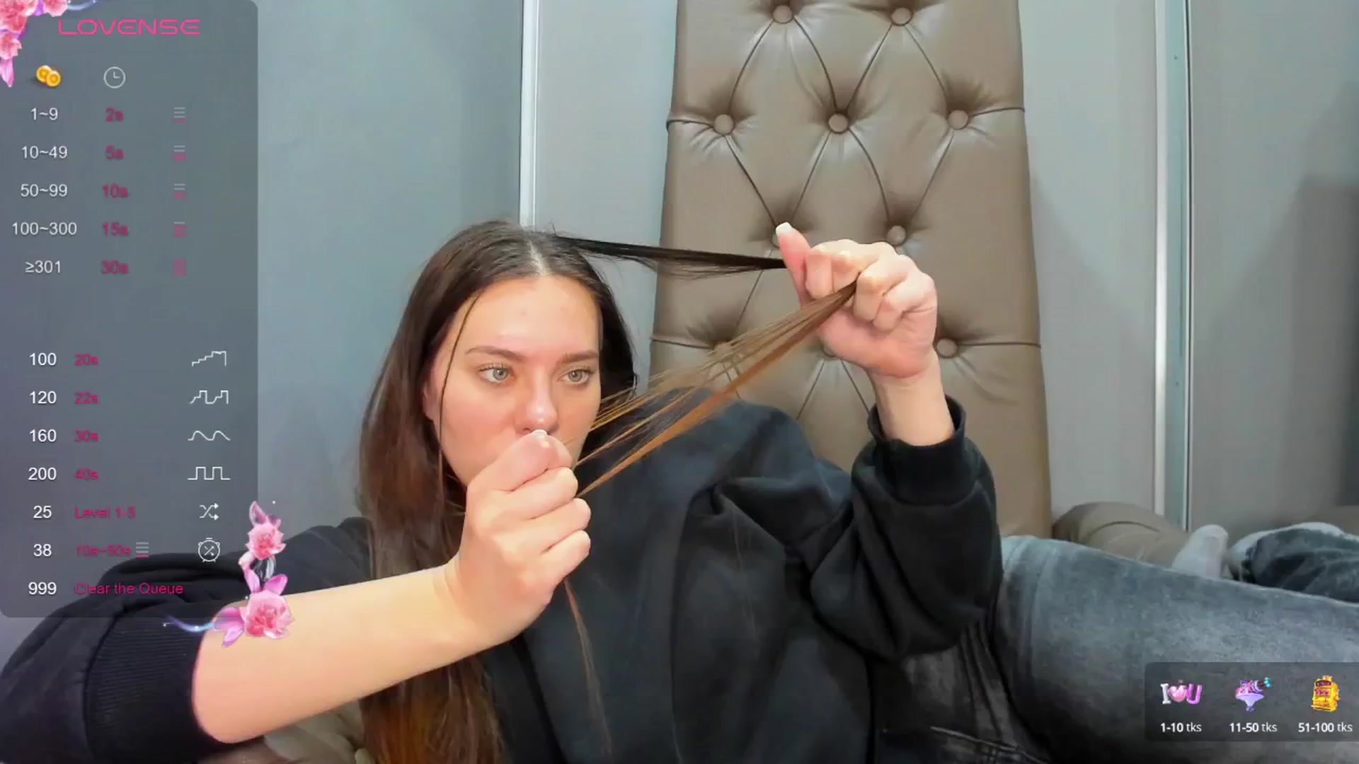 Gallery image thumbnail from Nicole_Kramm's myfreecams stream on, 03/06/2025, 13:49 image 11 of 20