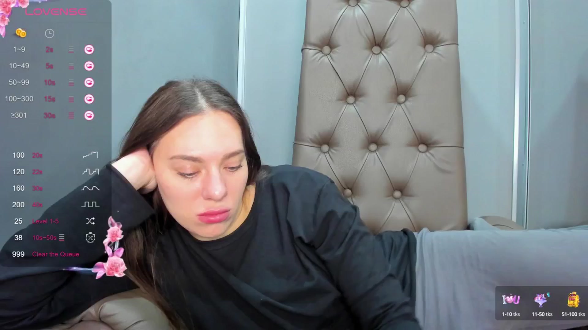 Gallery image thumbnail from Nicole_Kramm's myfreecams stream on, 03/09/2025, 11:05 image 3 of 20