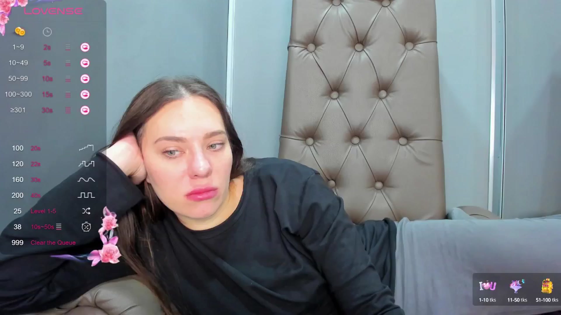 Gallery image thumbnail from Nicole_Kramm's myfreecams stream on, 03/09/2025, 11:05 image 2 of 20