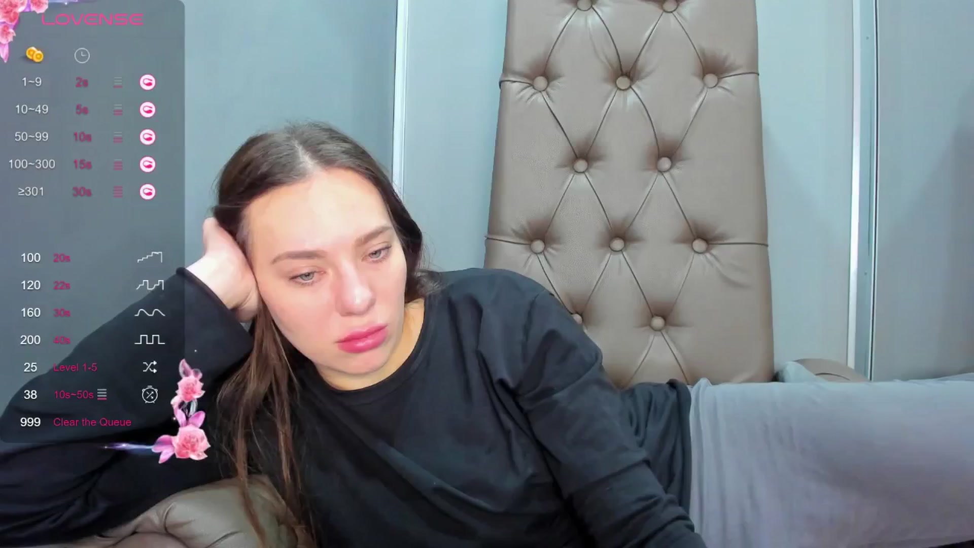 Gallery image thumbnail from Nicole_Kramm's myfreecams stream on, 03/09/2025, 11:05 image 1 of 20