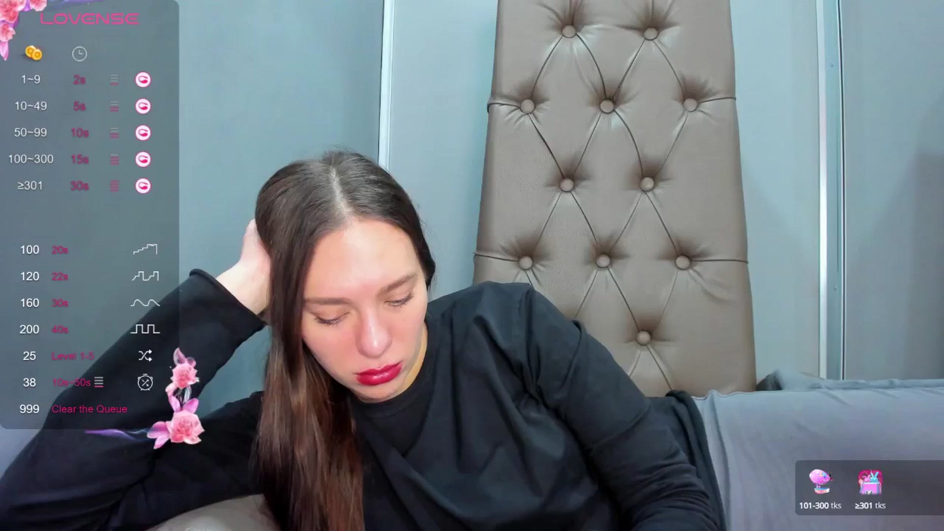 Gallery image thumbnail from Nicole_Kramm's myfreecams stream on, 03/09/2025, 11:05 image 10 of 20