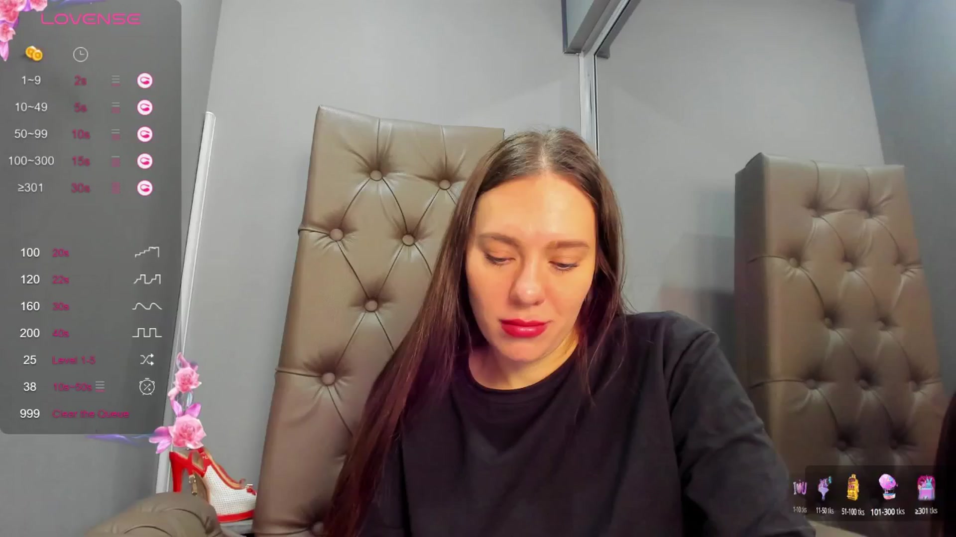Gallery image thumbnail from Nicole_Kramm's myfreecams stream on, 03/09/2025, 12:35 image 15 of 20